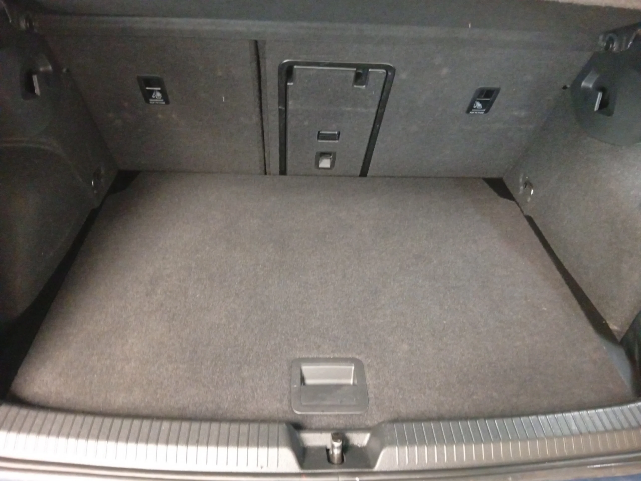 VOLKSWAGEN GOLF ··MÁS·· 1.5 TSI 85KW (115CV) - Foto 8