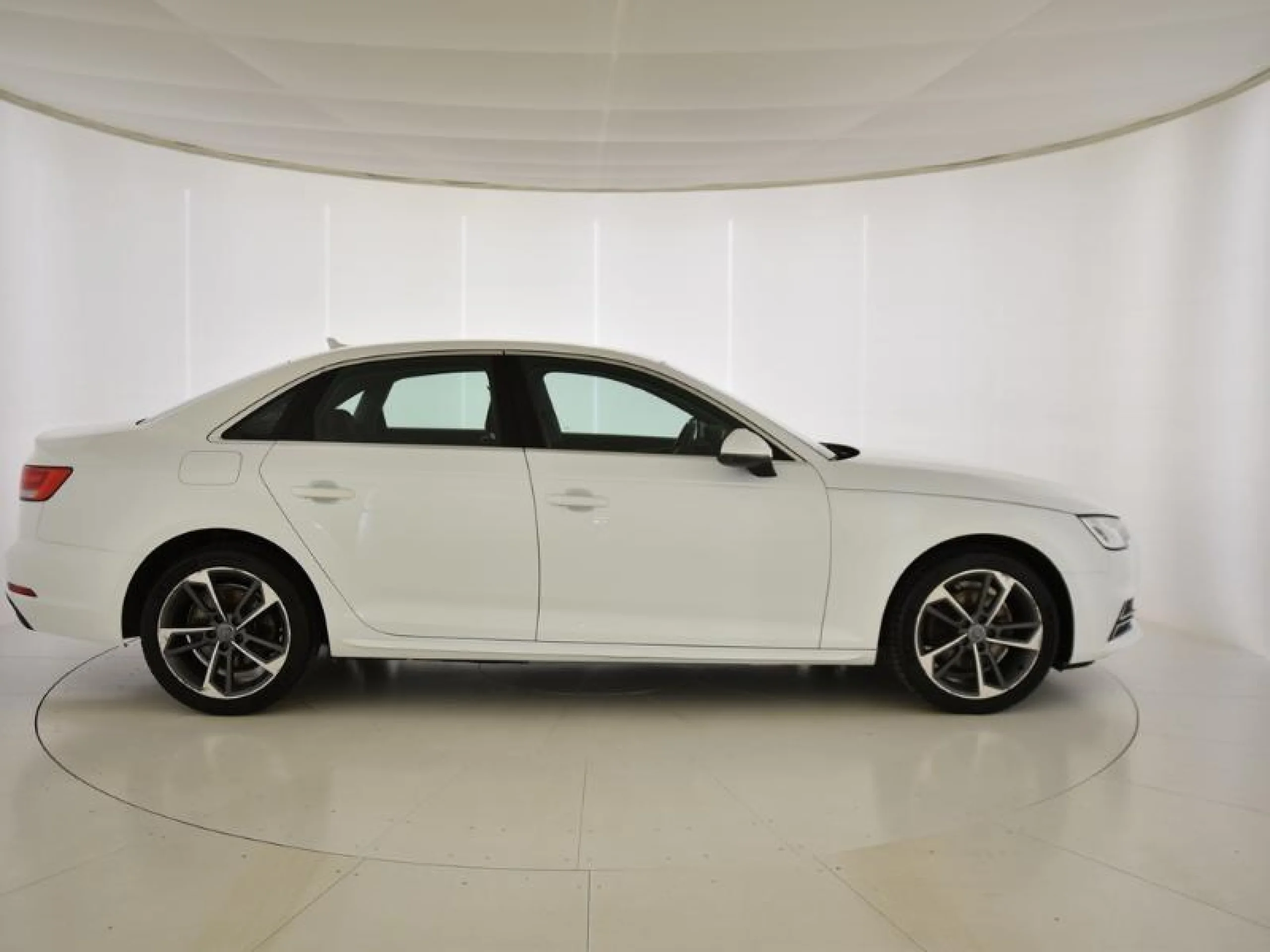 AUDI A4 S LINE ED 2.0 TDI 110KW (150CV) S TRONIC - Foto 3
