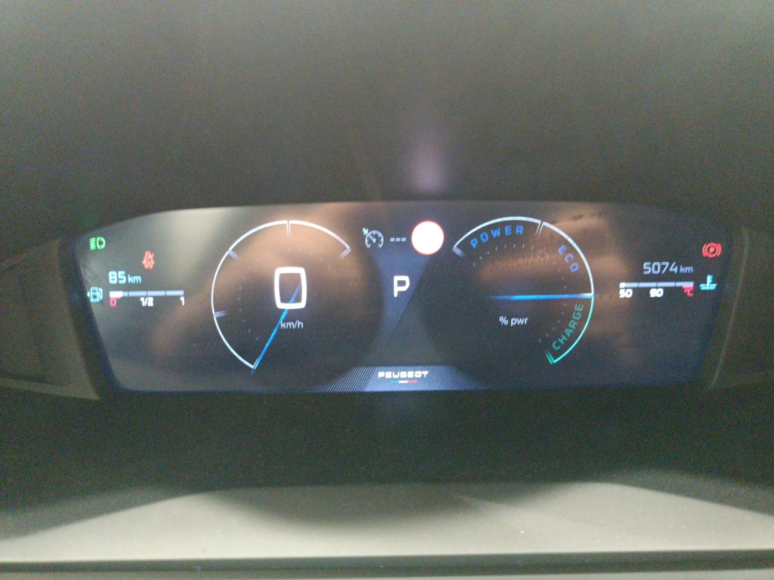 PEUGEOT 208 ALLURE HYBRID 110 EDCS6 - Foto 7