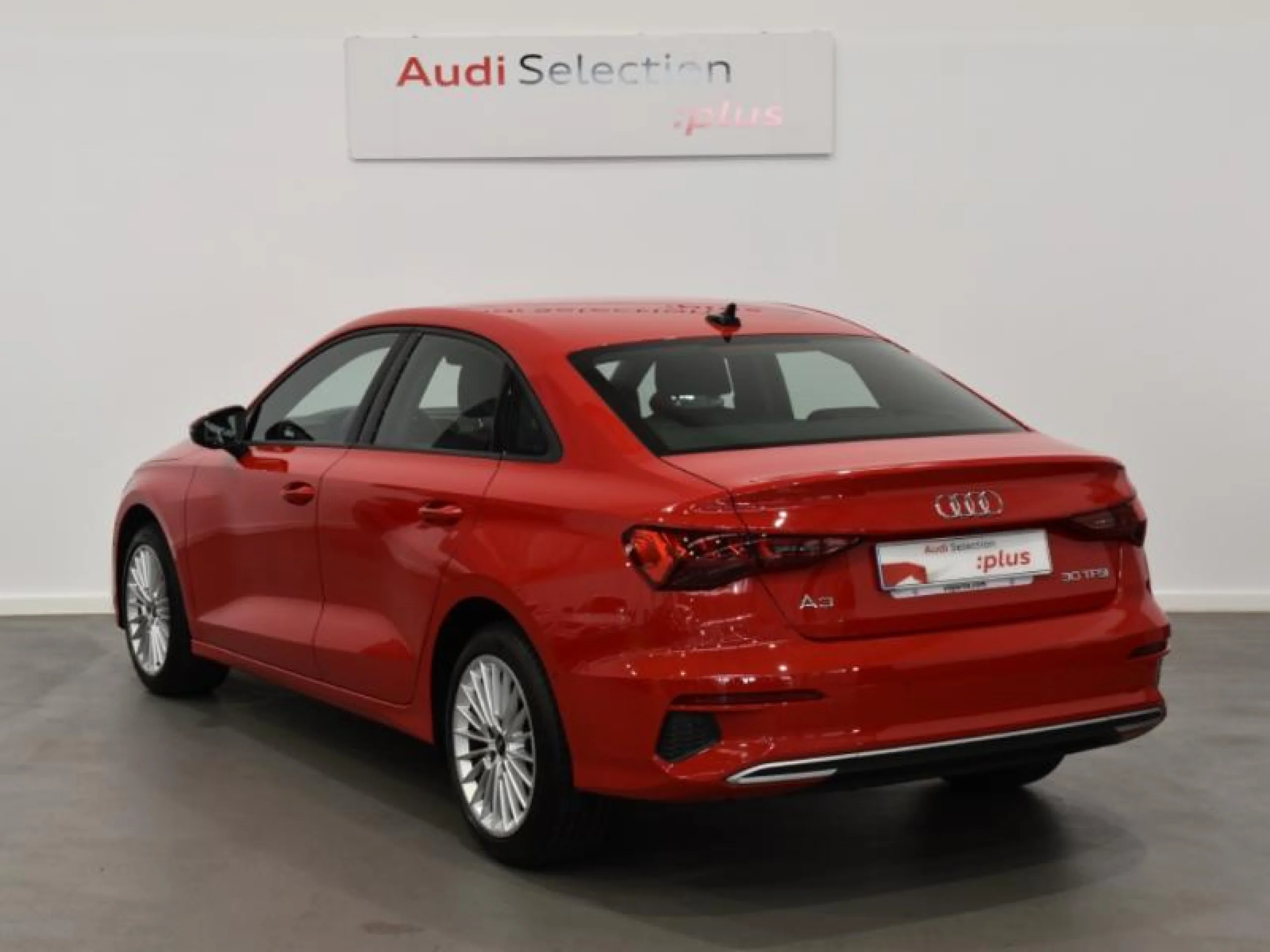 AUDI A3 SEDAN ADVANCED 30 TFSI 81KW S TRONIC - Foto 2