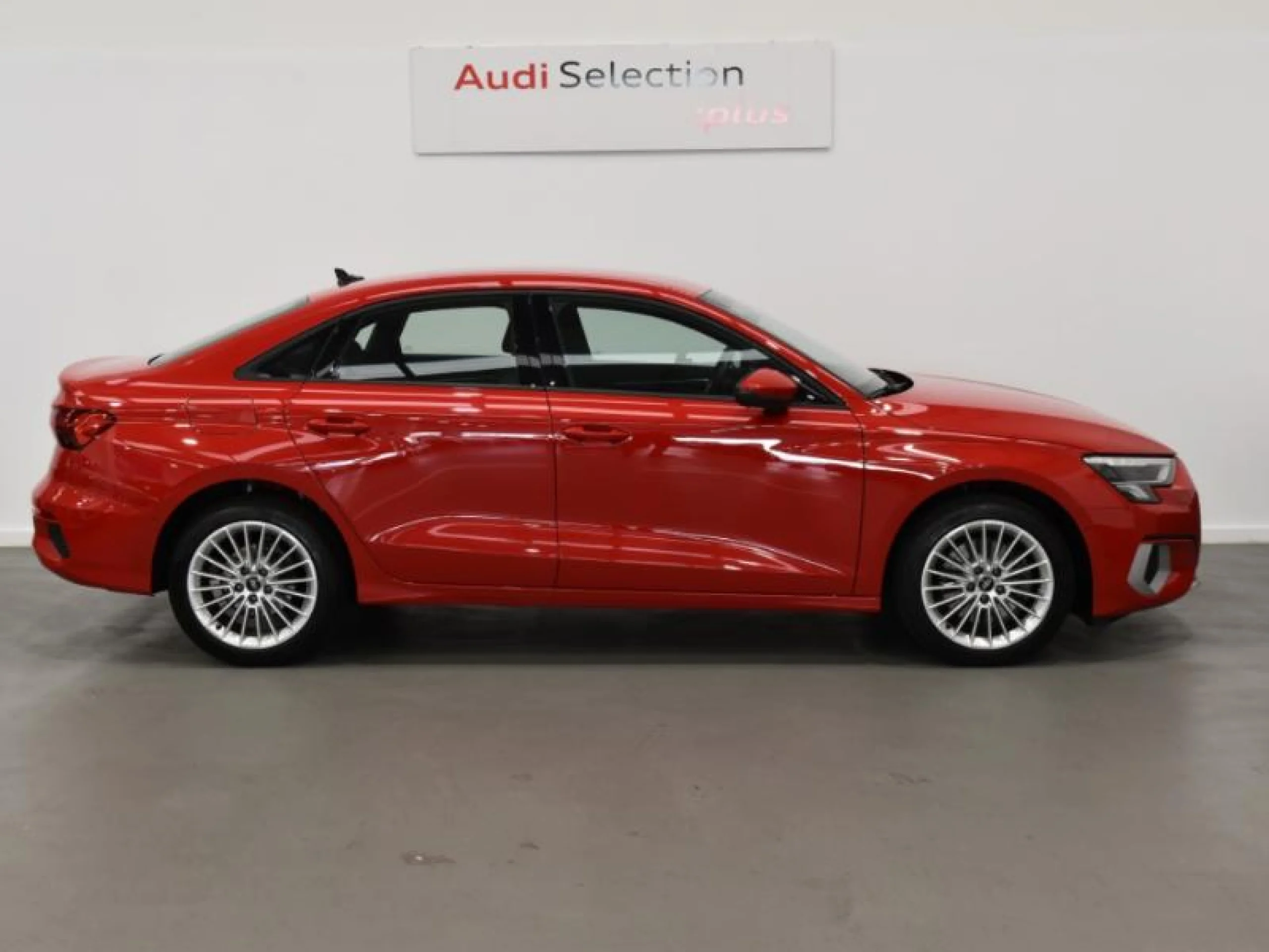 AUDI A3 SEDAN ADVANCED 30 TFSI 81KW S TRONIC - Foto 3