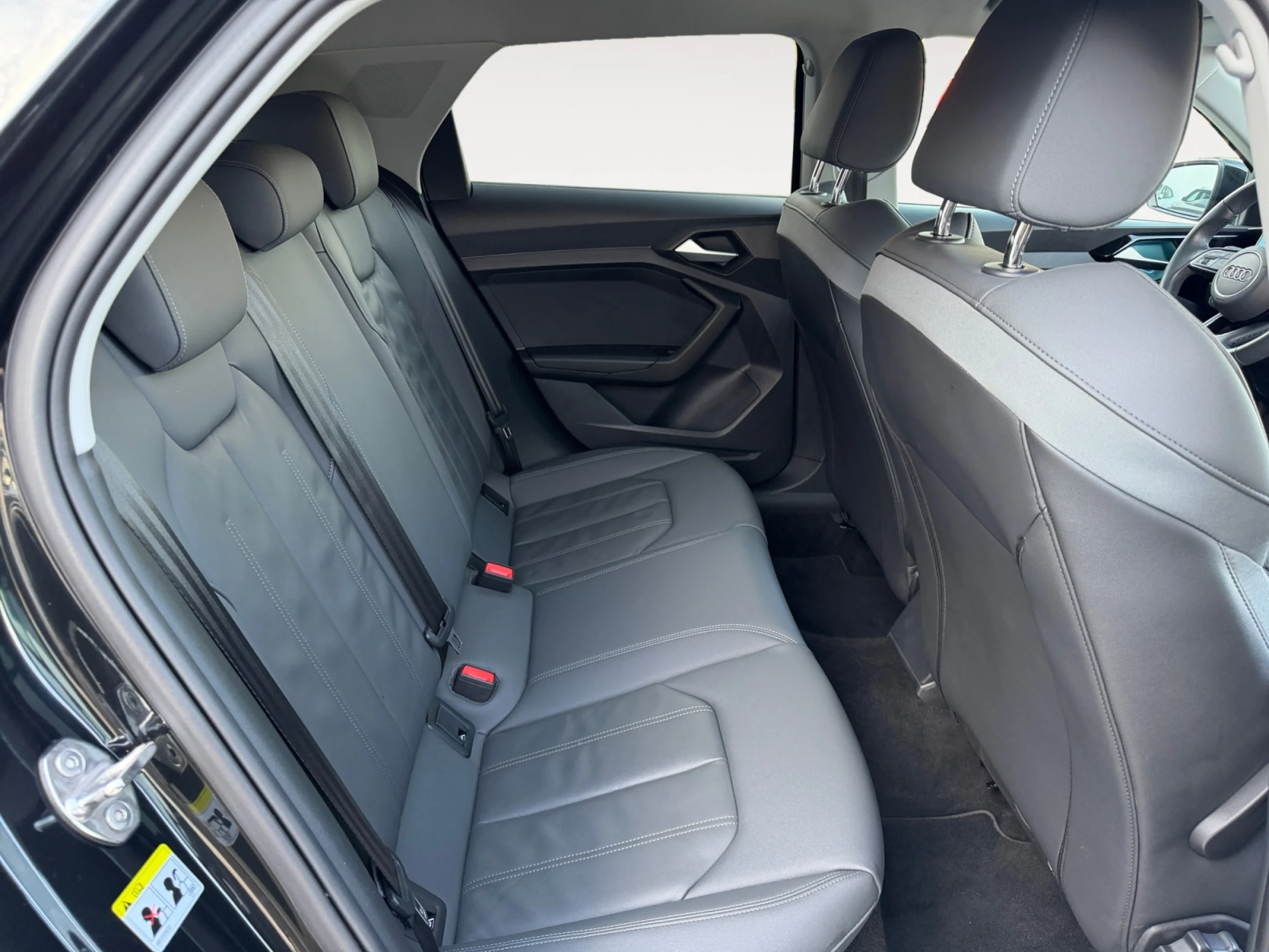 AUDI A1 SPORTBACK ADRENALIN 30 TFSI 81KW S TRON - Foto 6