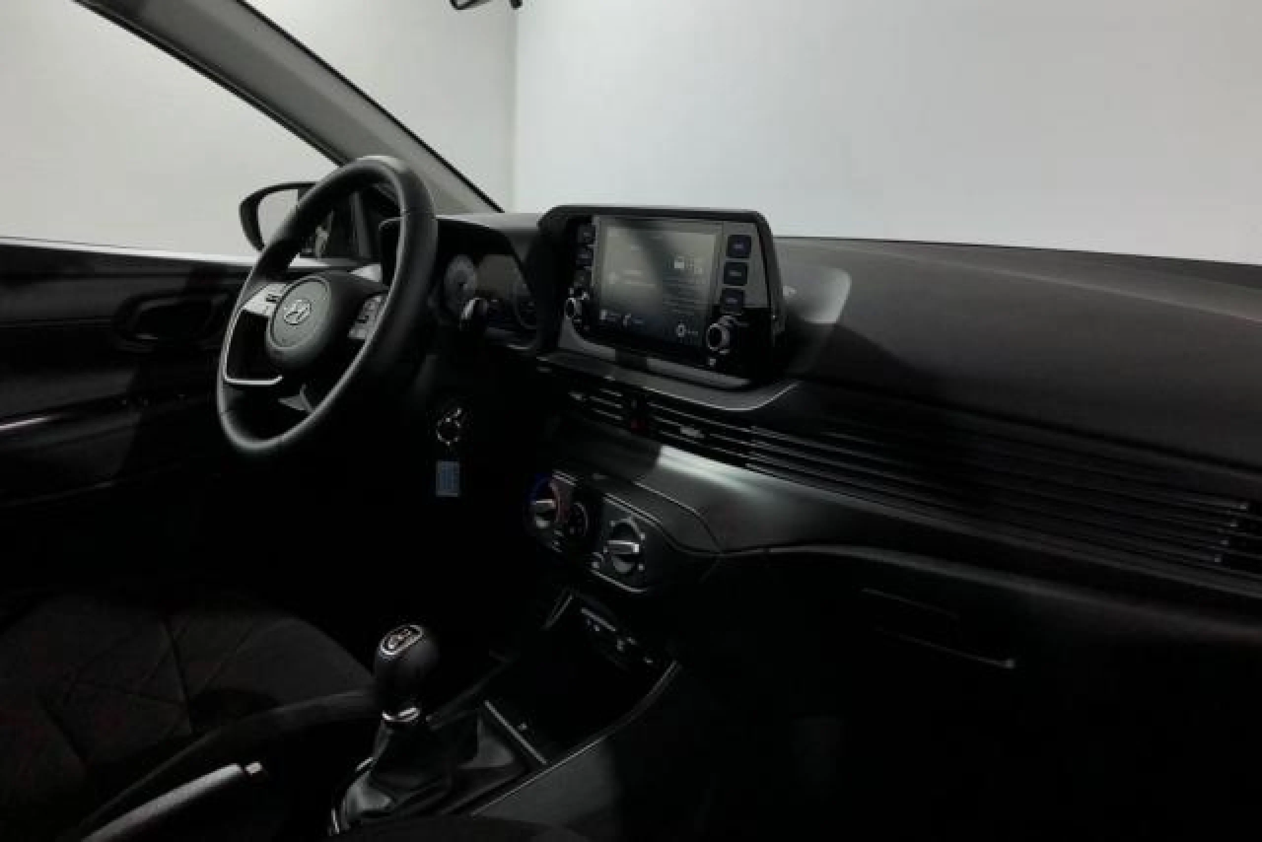 HYUNDAI BAYON 1.0 TGDI 74KW (100CV) 48V MAXX - Foto 3