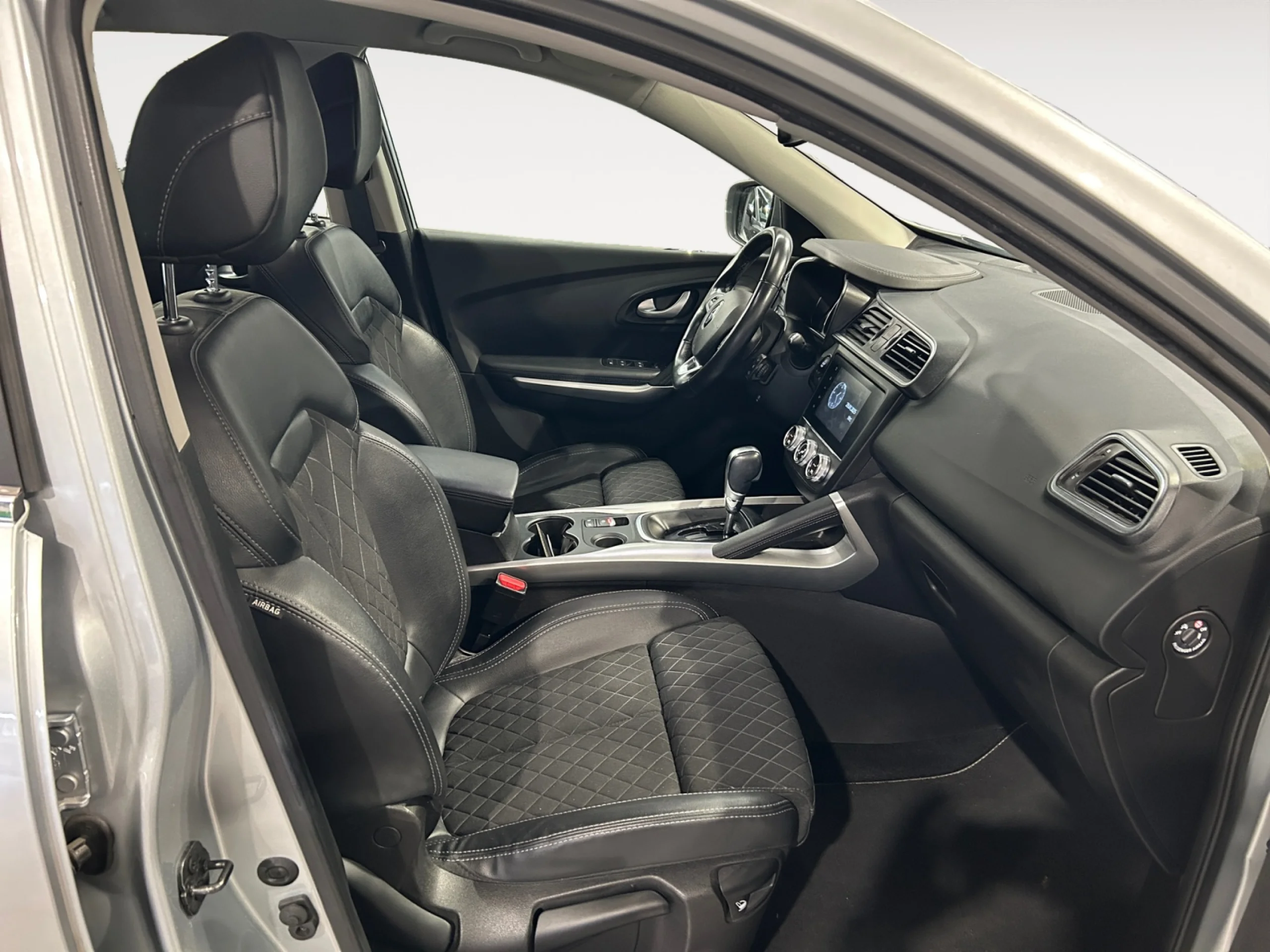 RENAULT KADJAR ZEN GPF TCE 103KW (140CV) - Foto 5