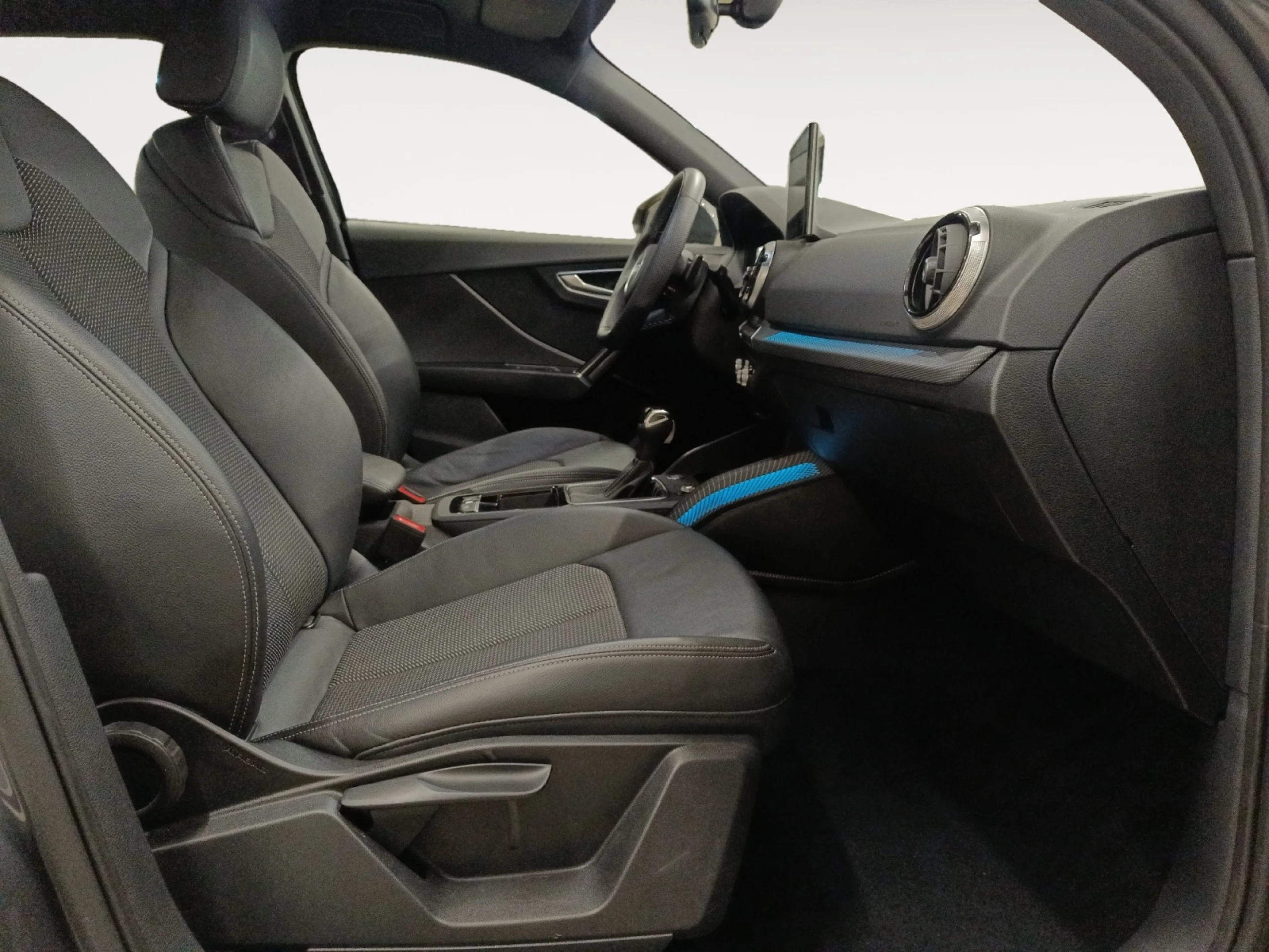 AUDI Q2 ADRENALIN EDITION 35 TDI 110KW S TRONIC - Foto 5