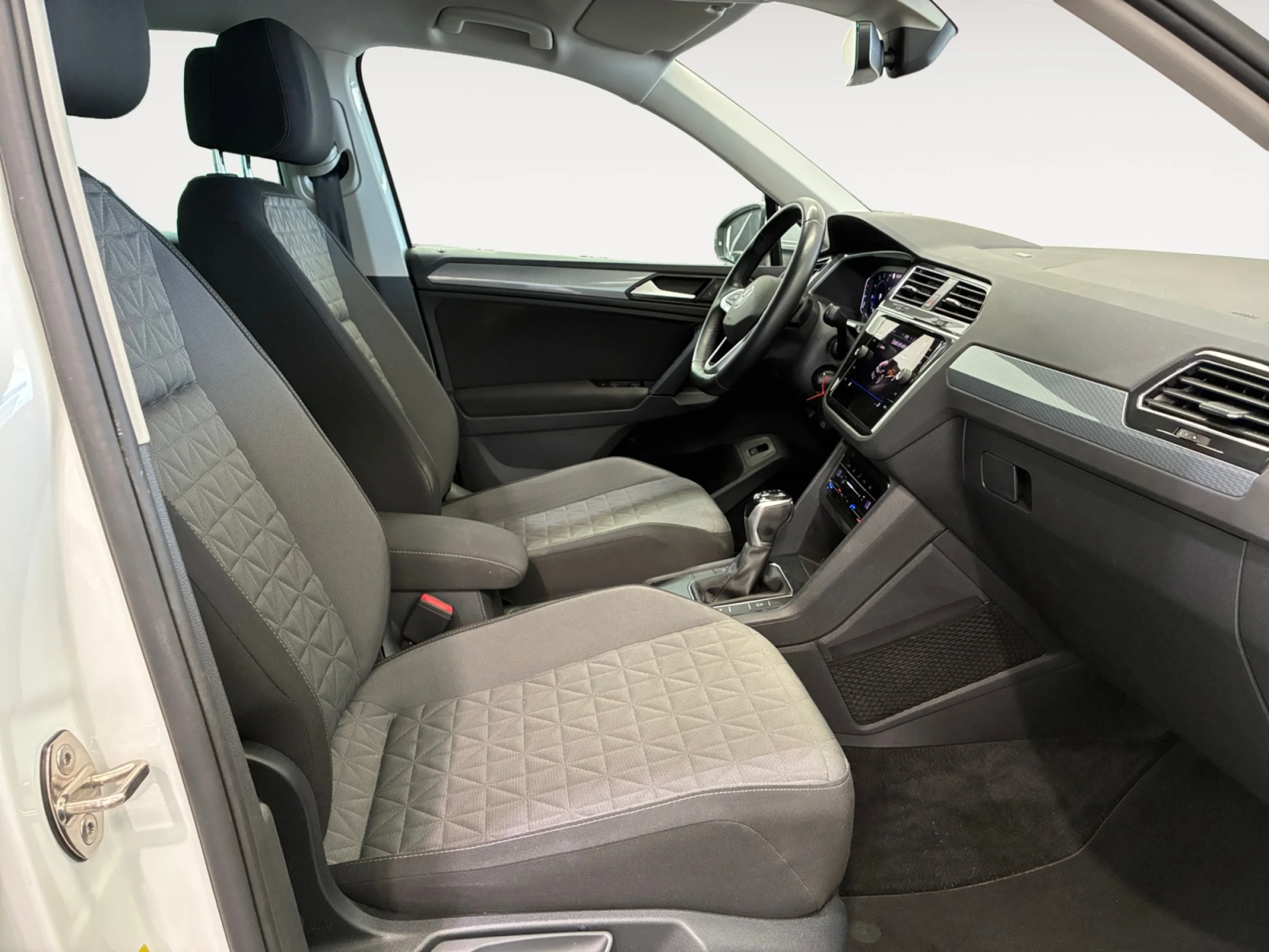 VOLKSWAGEN TIGUAN LIFE 1.5 TSI 110KW (150CV) DSG - Foto 5