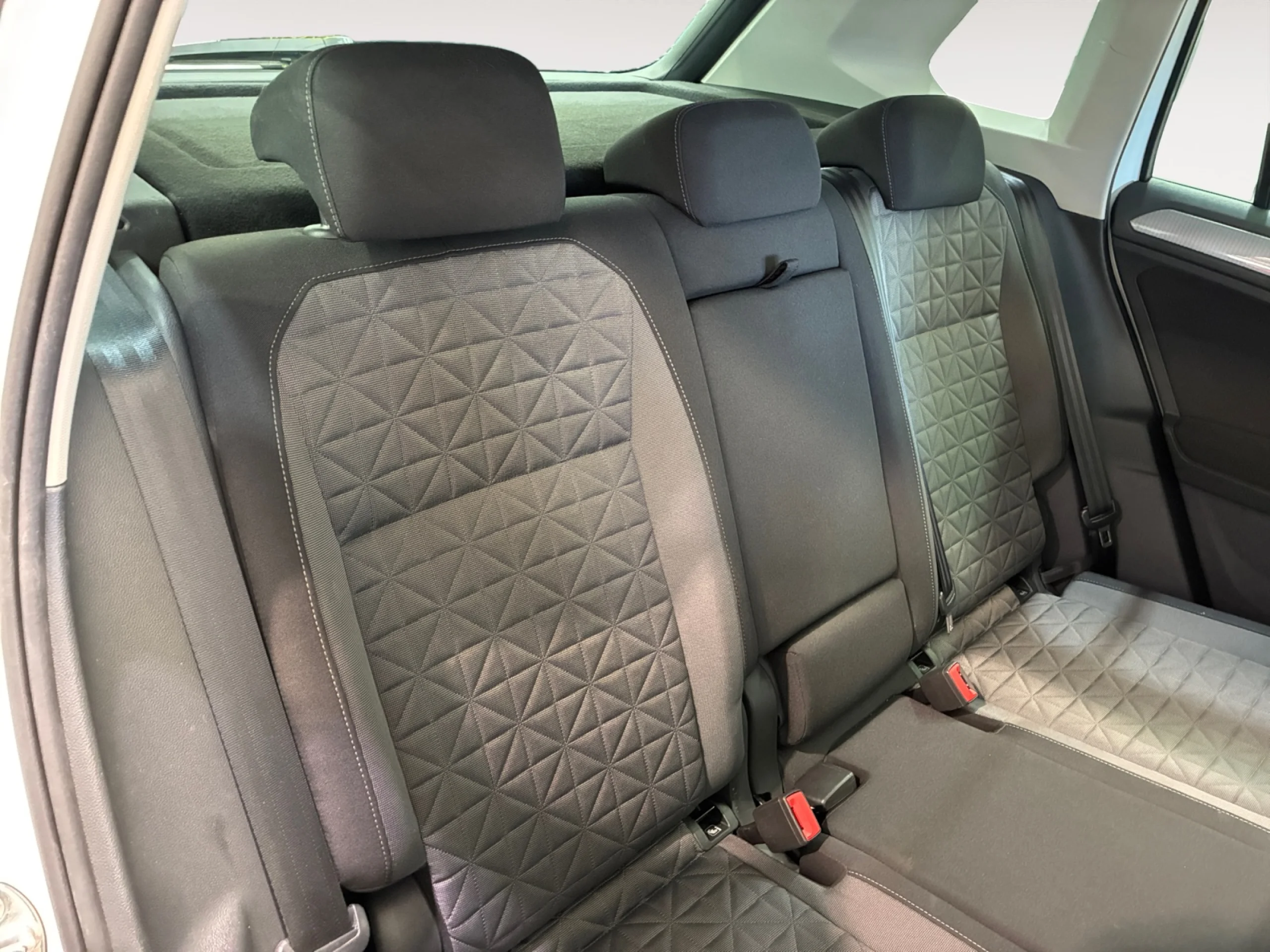 VOLKSWAGEN TIGUAN LIFE 1.5 TSI 110KW (150CV) DSG - Foto 6