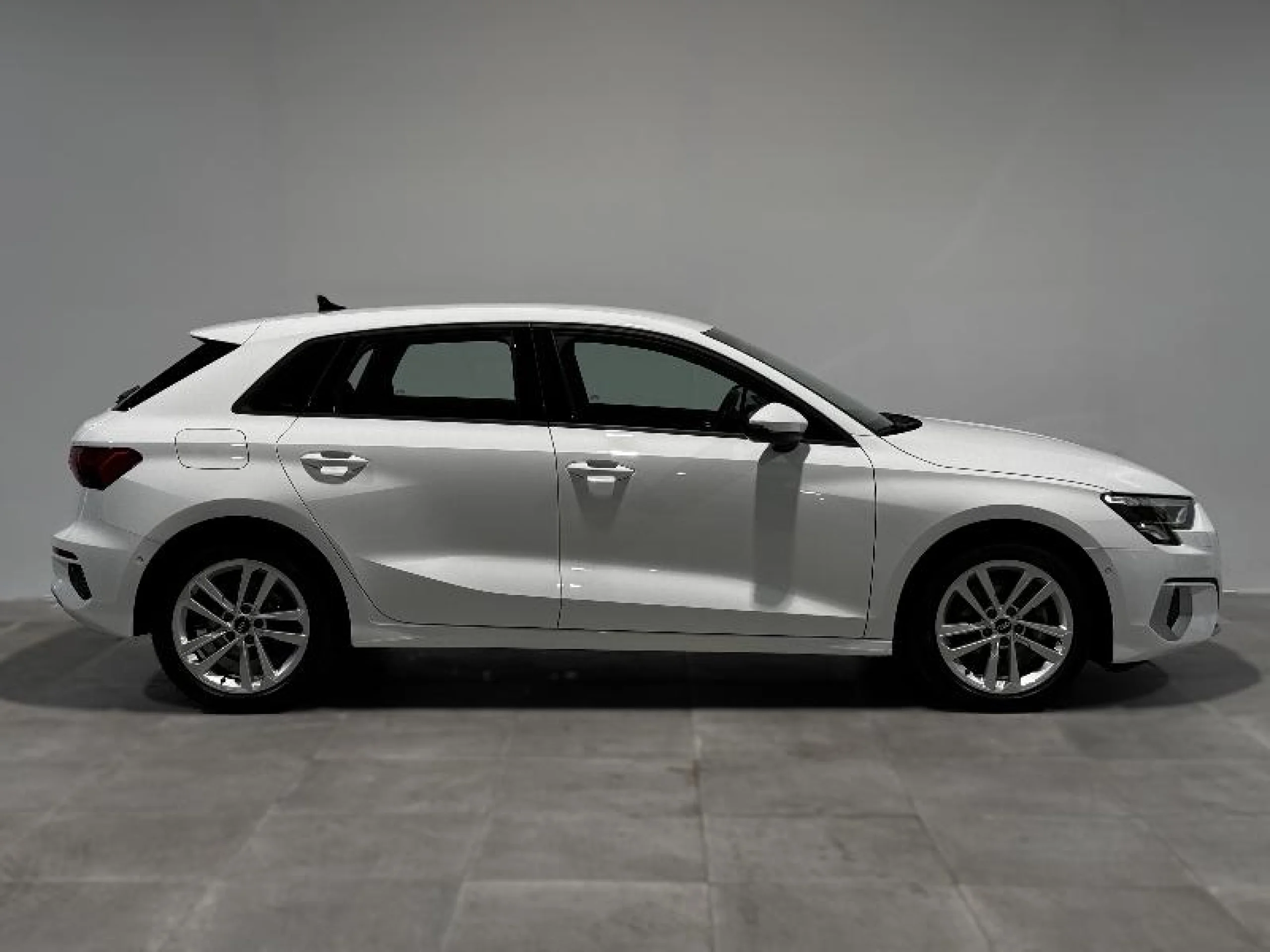 AUDI A3 SPORTBACK ADVANCED 30 TDI 85KW (116CV) - Foto 3