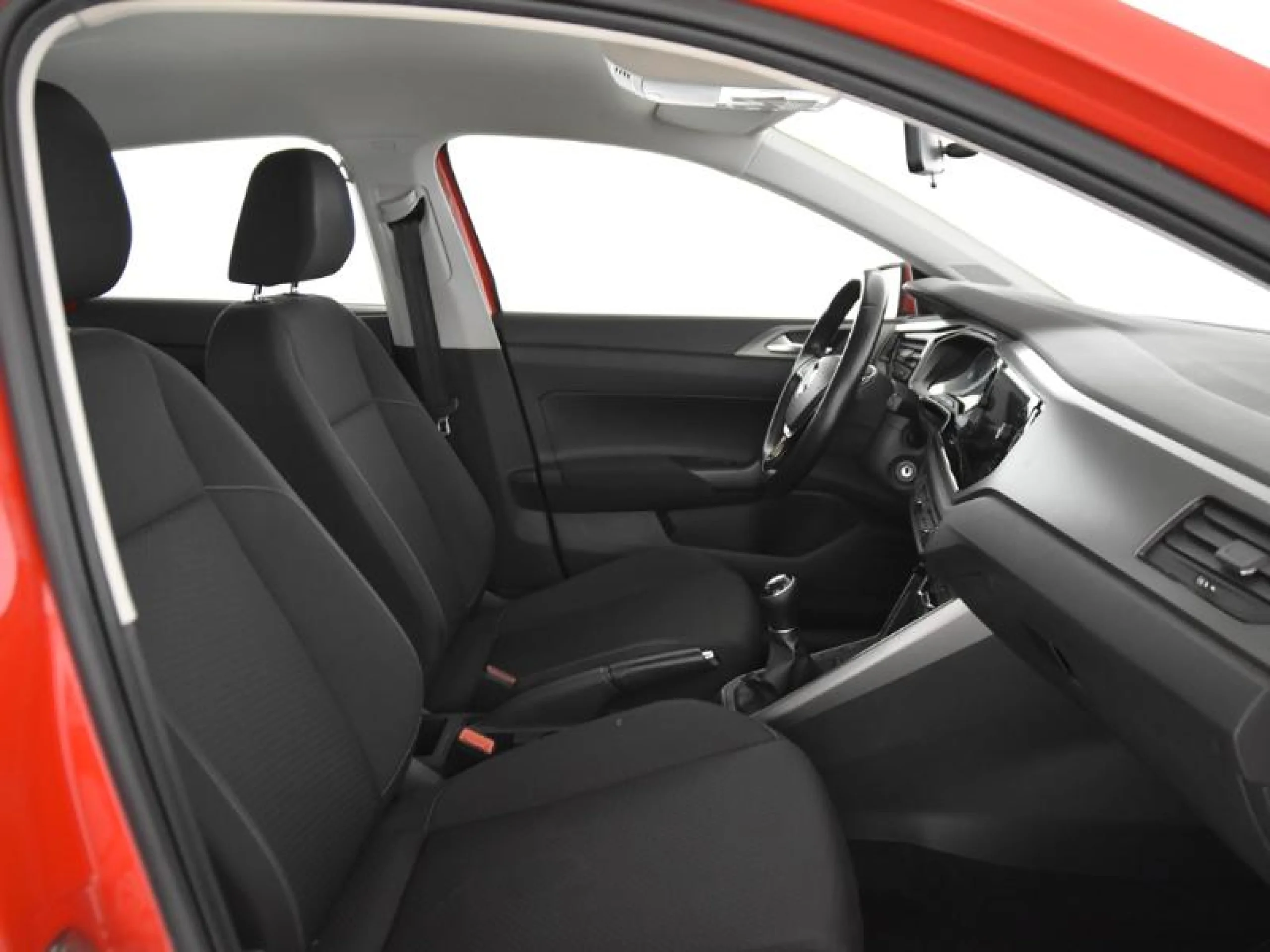 VOLKSWAGEN POLO BEATS 1.0 TSI 70KW (95CV) - Foto 5