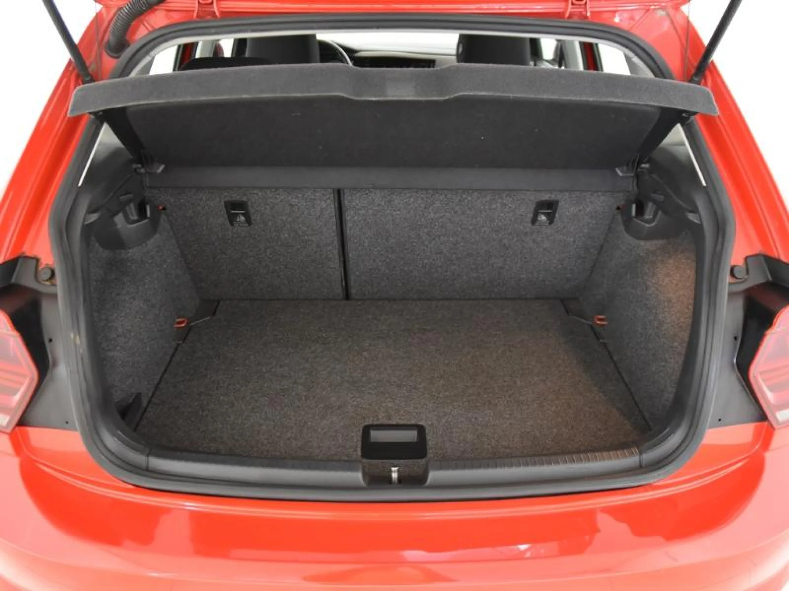 VOLKSWAGEN POLO BEATS 1.0 TSI 70KW (95CV) - Foto 7