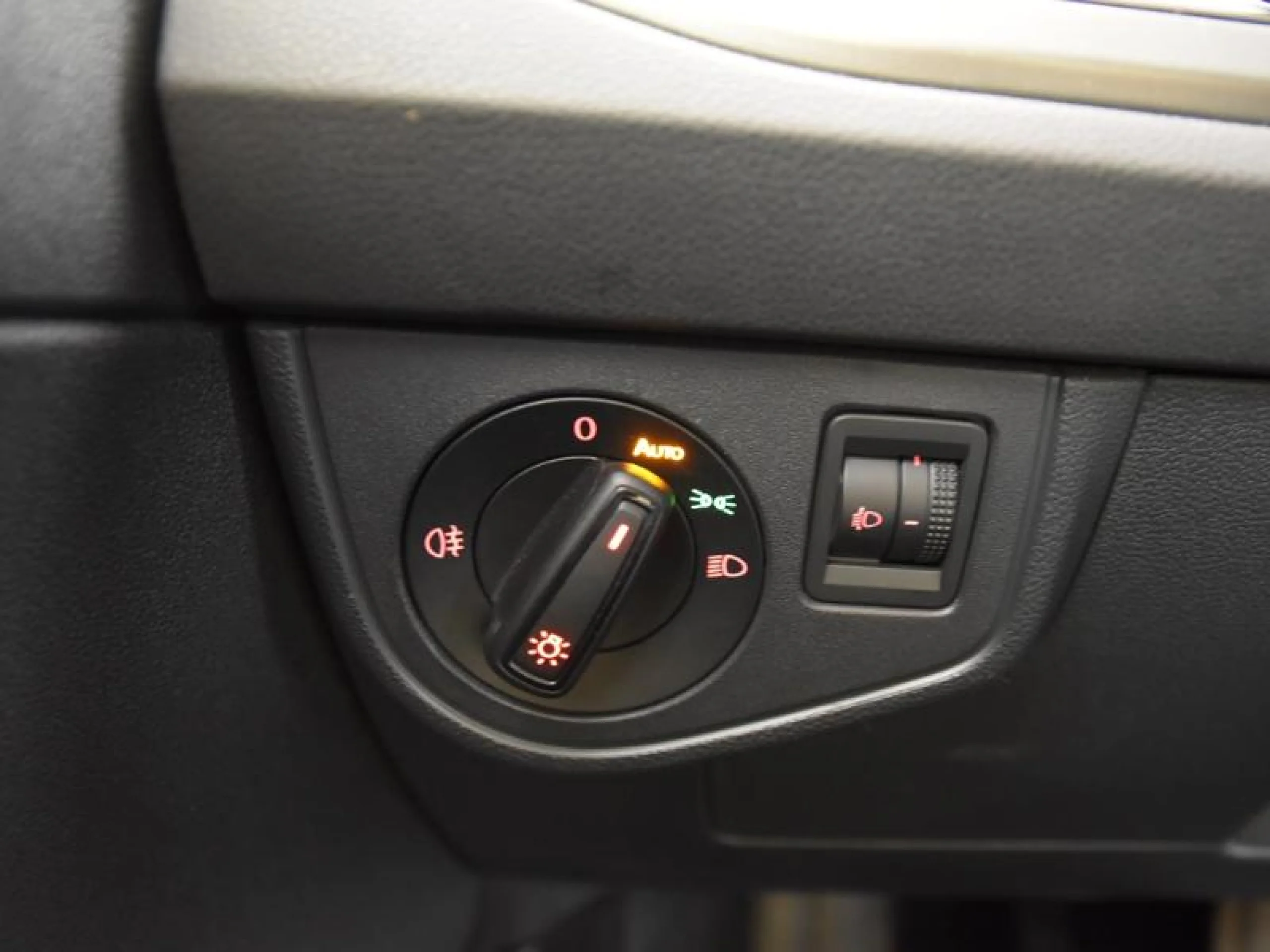 VOLKSWAGEN POLO BEATS 1.0 TSI 70KW (95CV) - Foto 15
