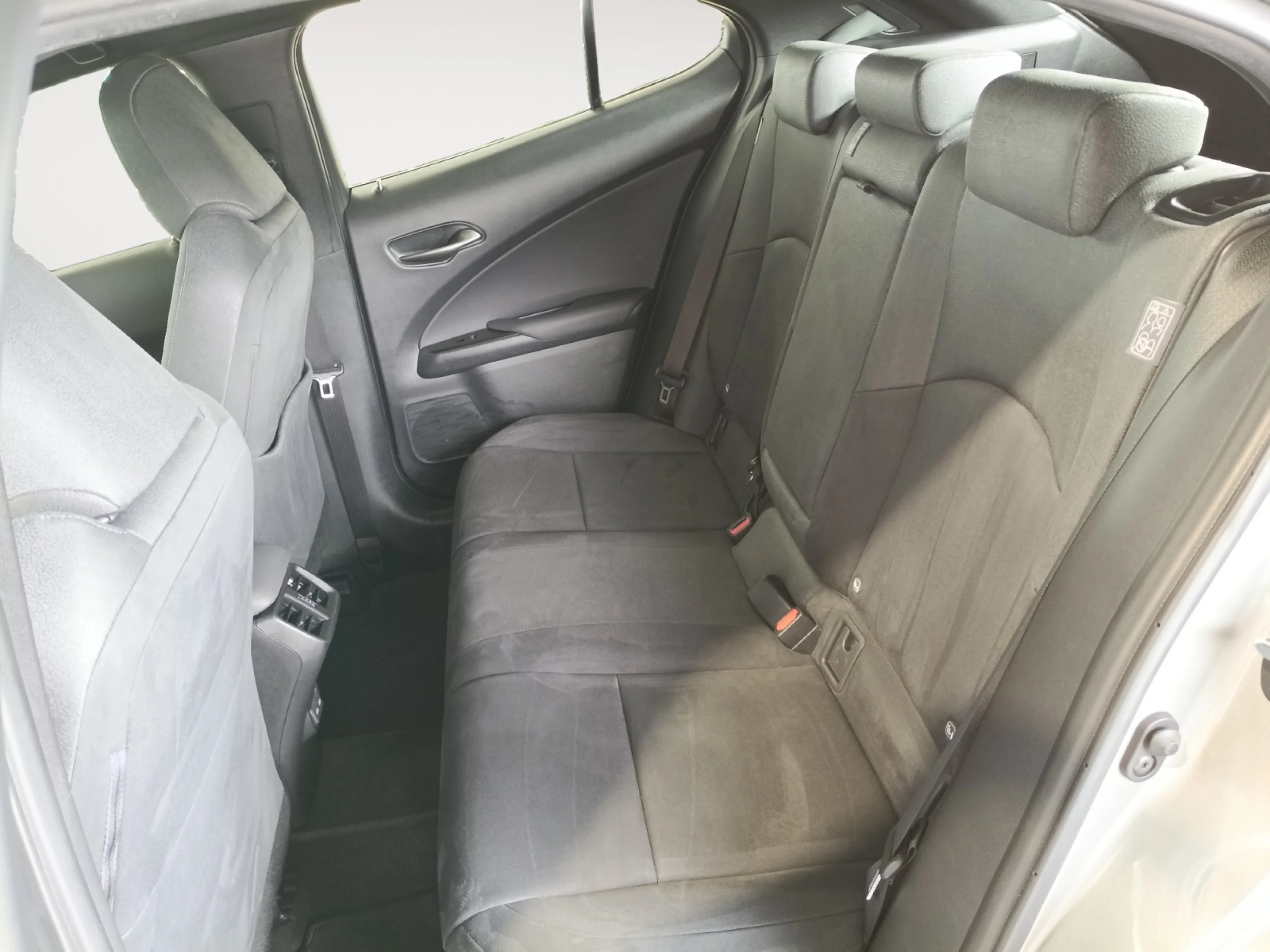 Lexus UX 2.0 250H PREMIUM - Foto 6