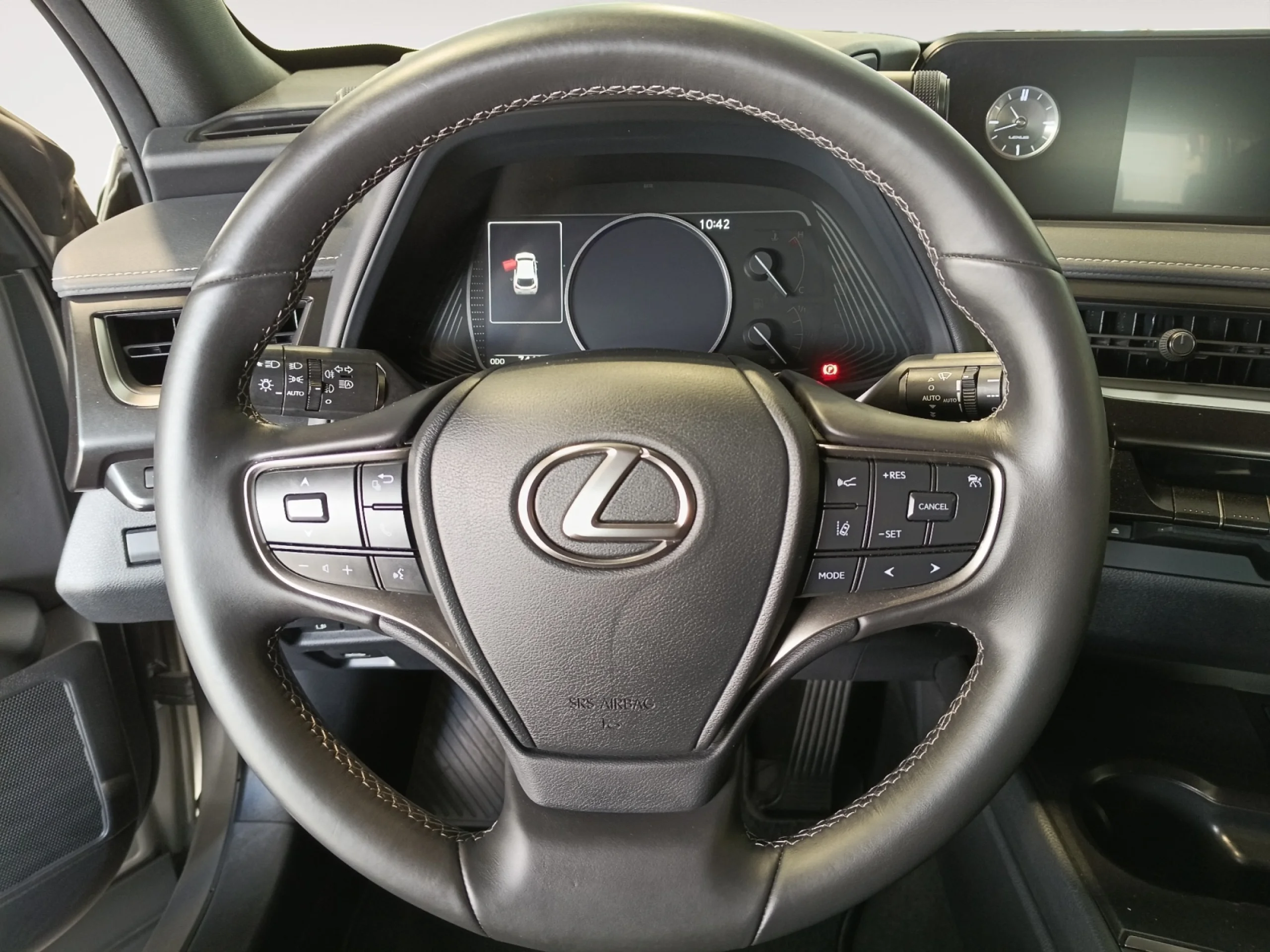 Lexus UX 2.0 250H PREMIUM - Foto 11