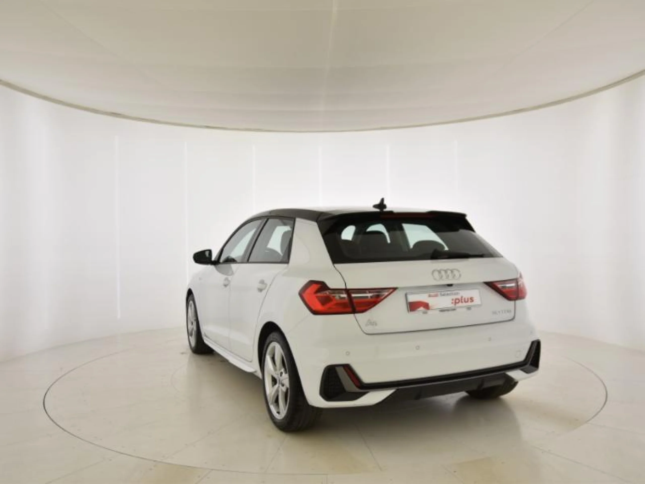 AUDI A1 S LINE 30 TFSI 85KW S TRONIC SPORTBACK - Foto 2