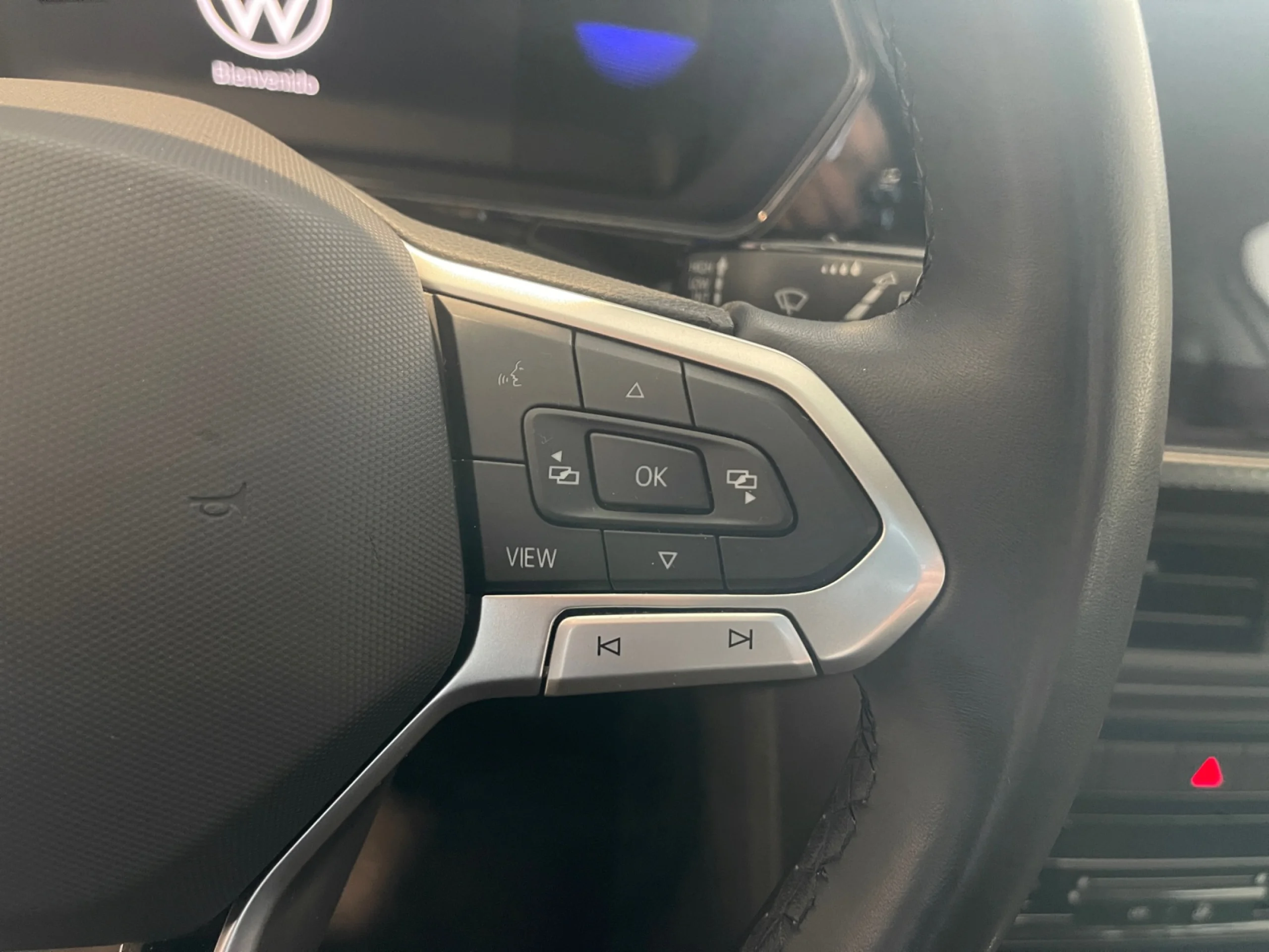 VOLKSWAGEN T CROSS ADVANCE 1.0 TSI 70KW (95CV) - Foto 10