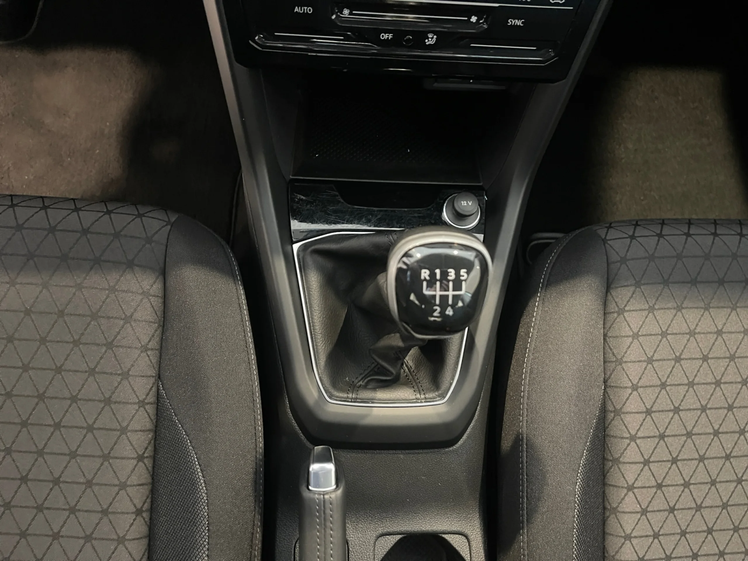 VOLKSWAGEN T CROSS ADVANCE 1.0 TSI 70KW (95CV) - Foto 11