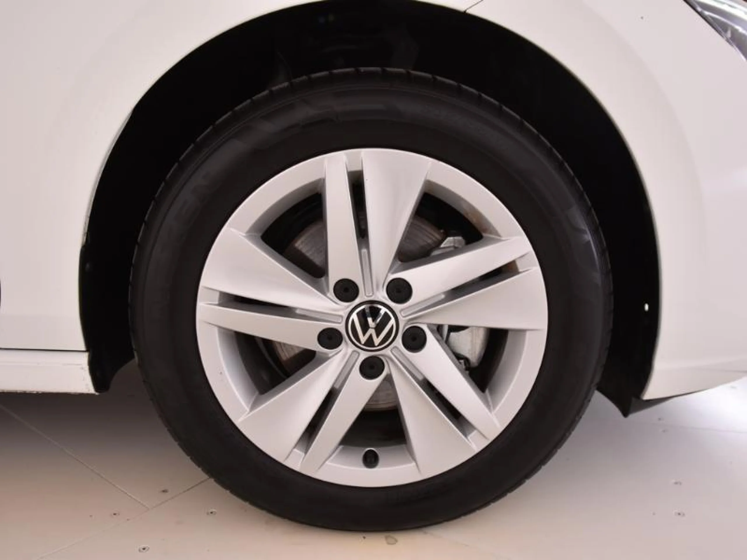 VOLKSWAGEN GOLF LIFE 1.5 ETSI 96KW (130CV) DSG - Foto 8