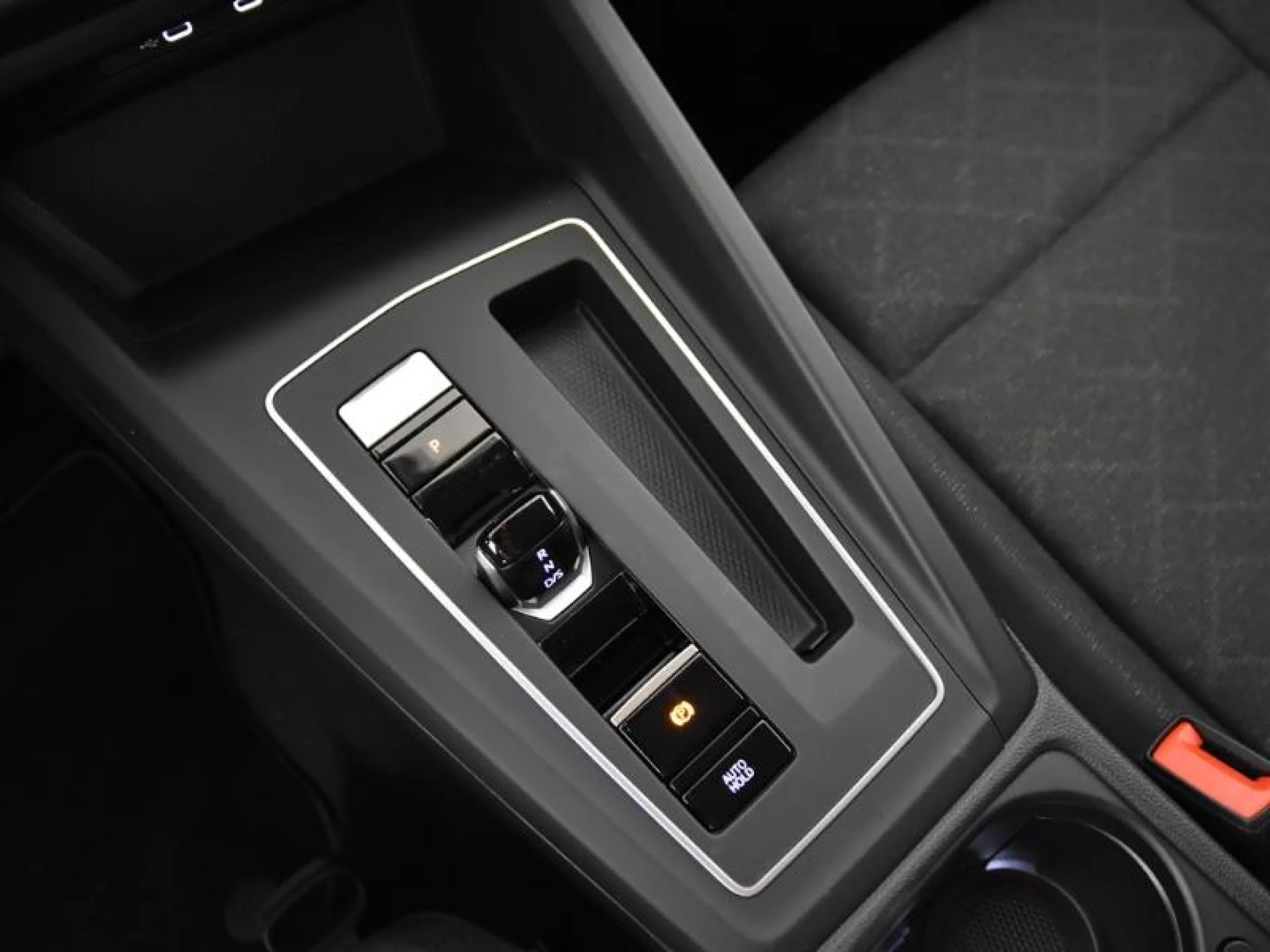 VOLKSWAGEN GOLF LIFE 1.5 ETSI 96KW (130CV) DSG - Foto 10