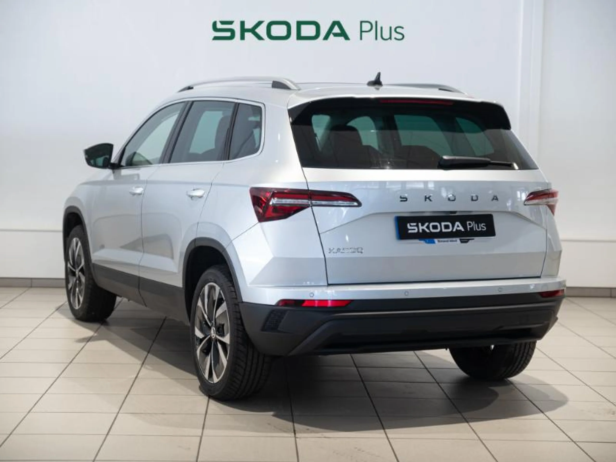 SKODA KAROQ 1.5 TSI 110KW (150CV) ACT DESIGN - Foto 2