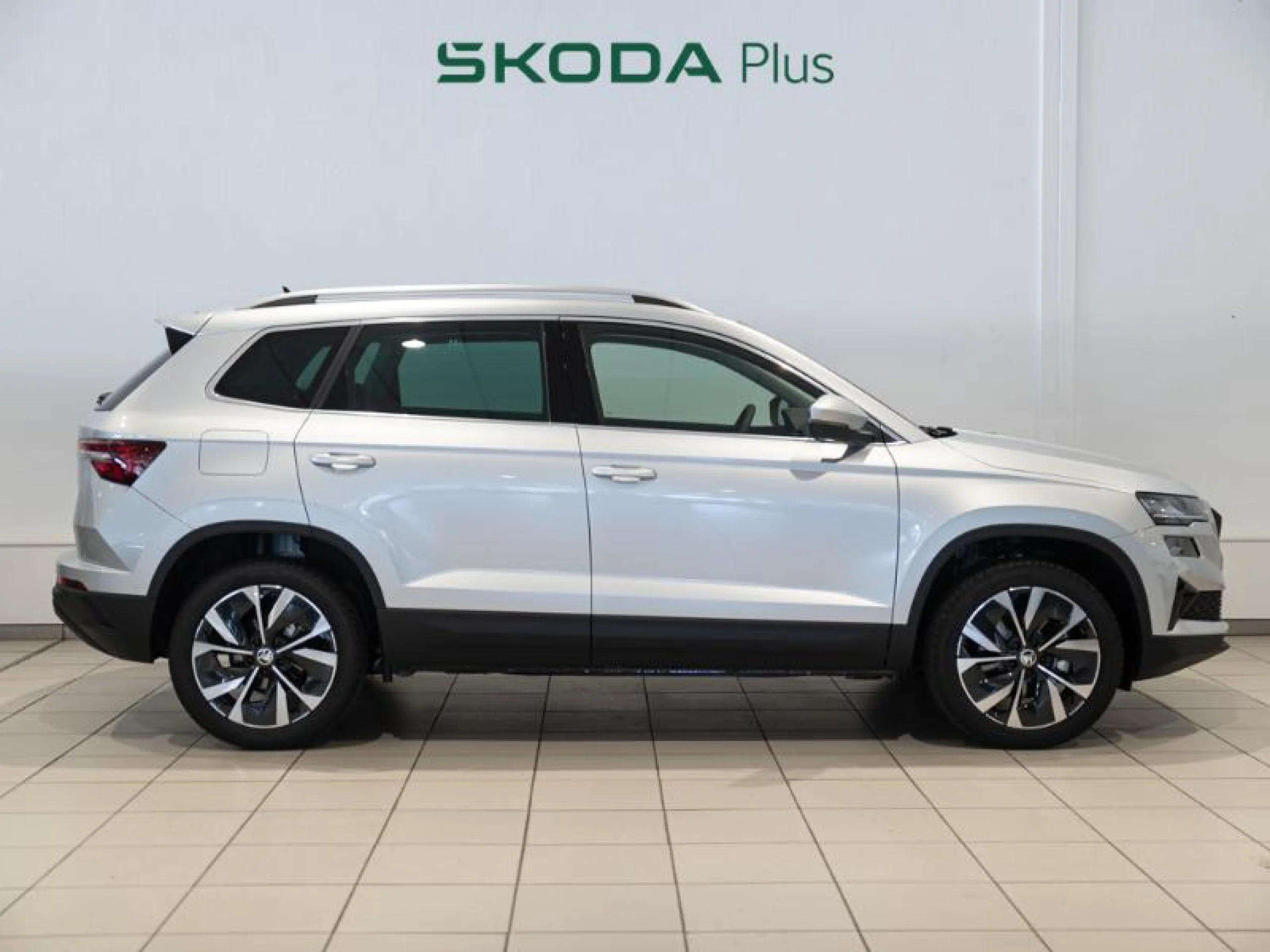 SKODA KAROQ 1.5 TSI 110KW (150CV) ACT DESIGN - Foto 3