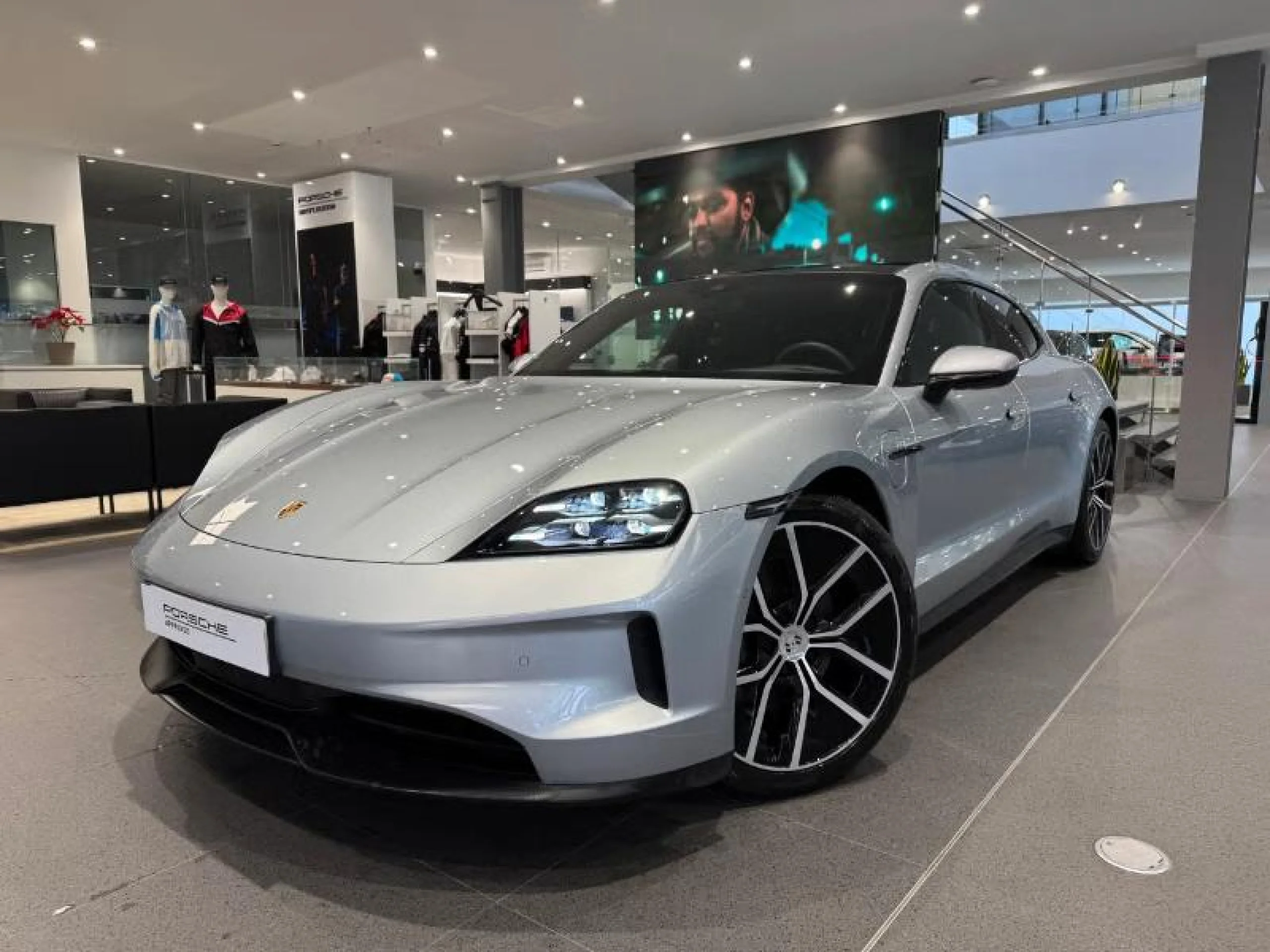 PORSCHE TAYCAN SPORT TURISMO - Foto 1