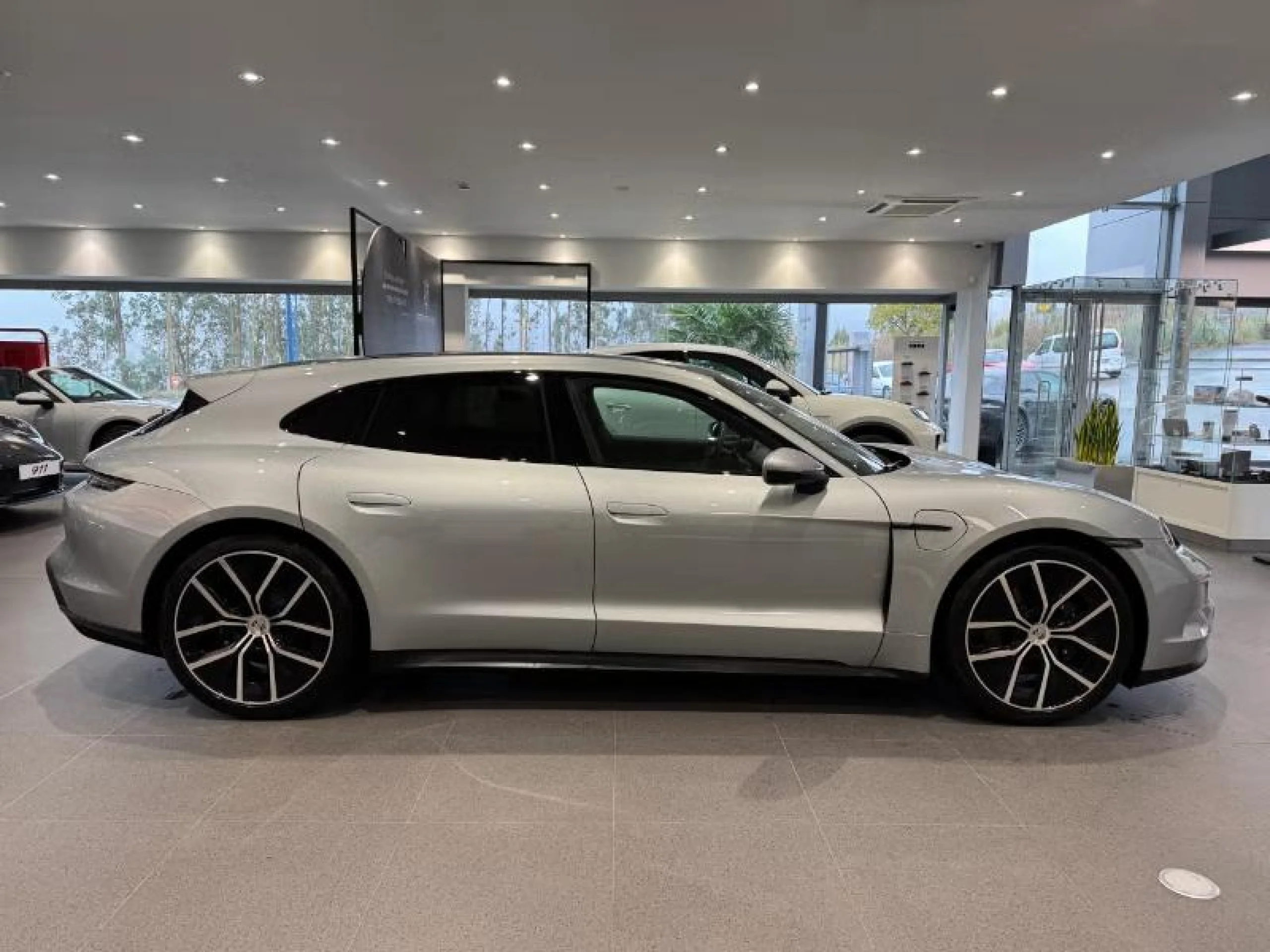 PORSCHE TAYCAN SPORT TURISMO - Foto 7