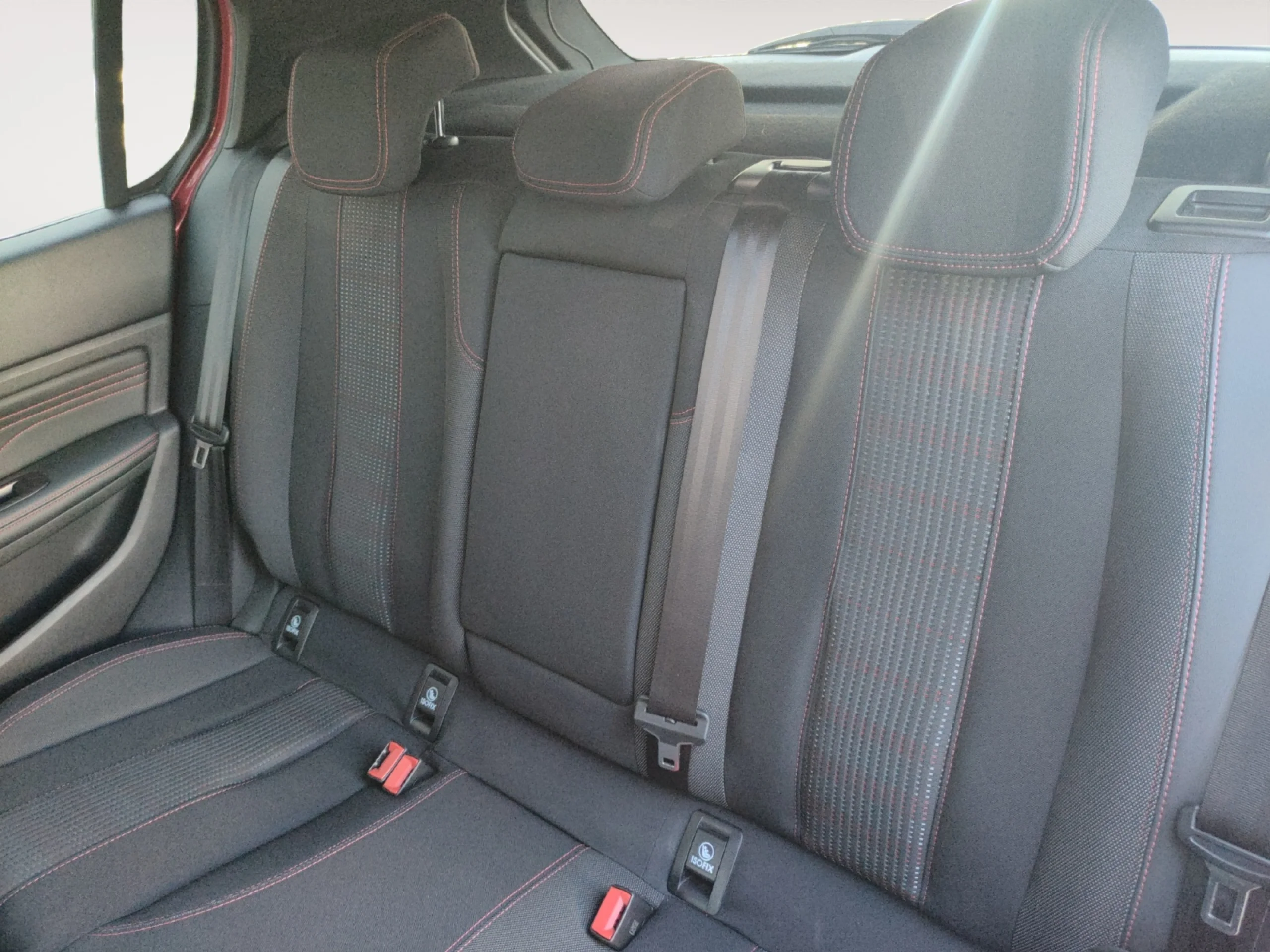 PEUGEOT 308 5P GT LINE 1.2 PURETECH 96KW (130CV) - Foto 6