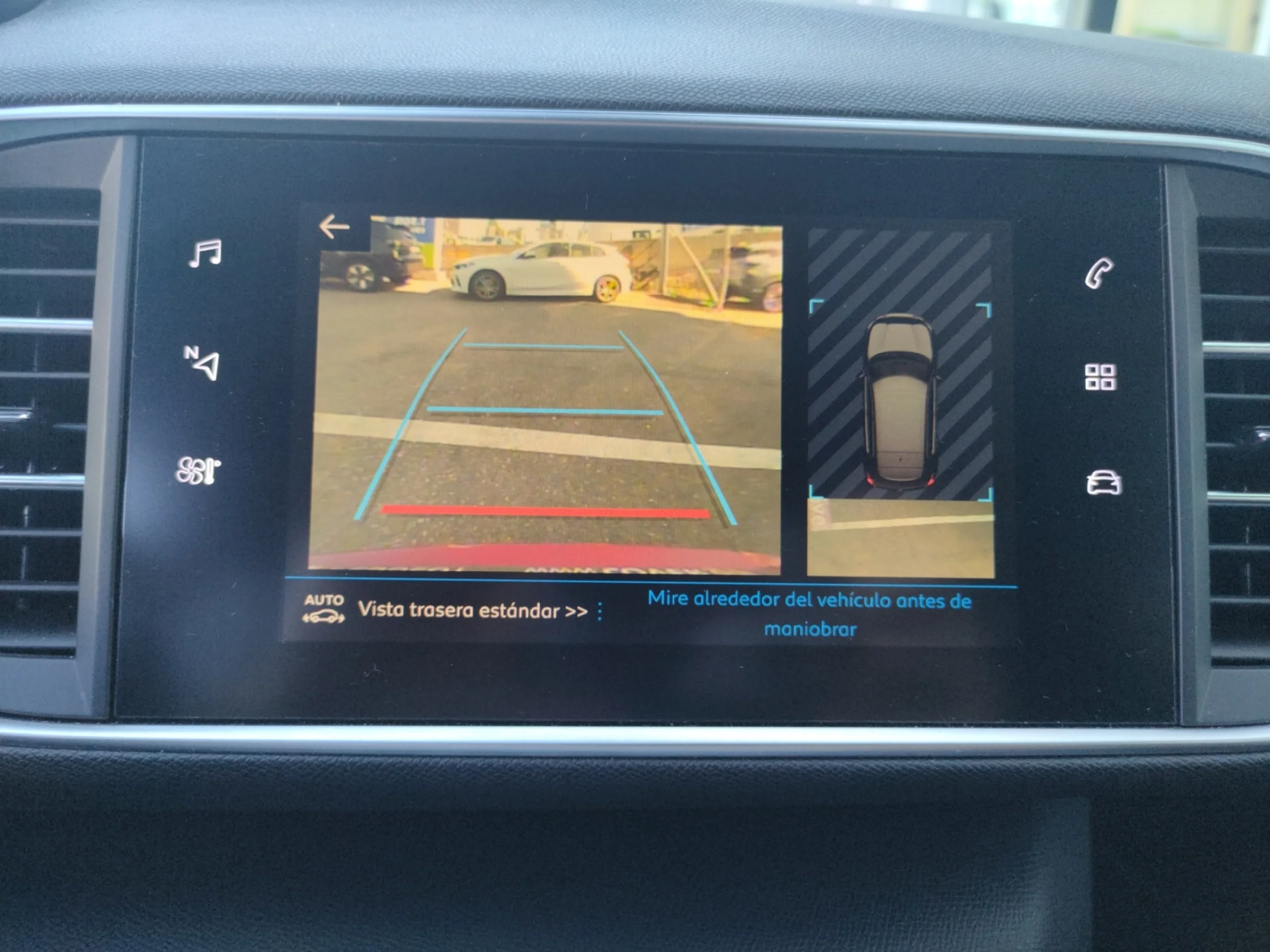 PEUGEOT 308 5P GT LINE 1.2 PURETECH 96KW (130CV) - Foto 13