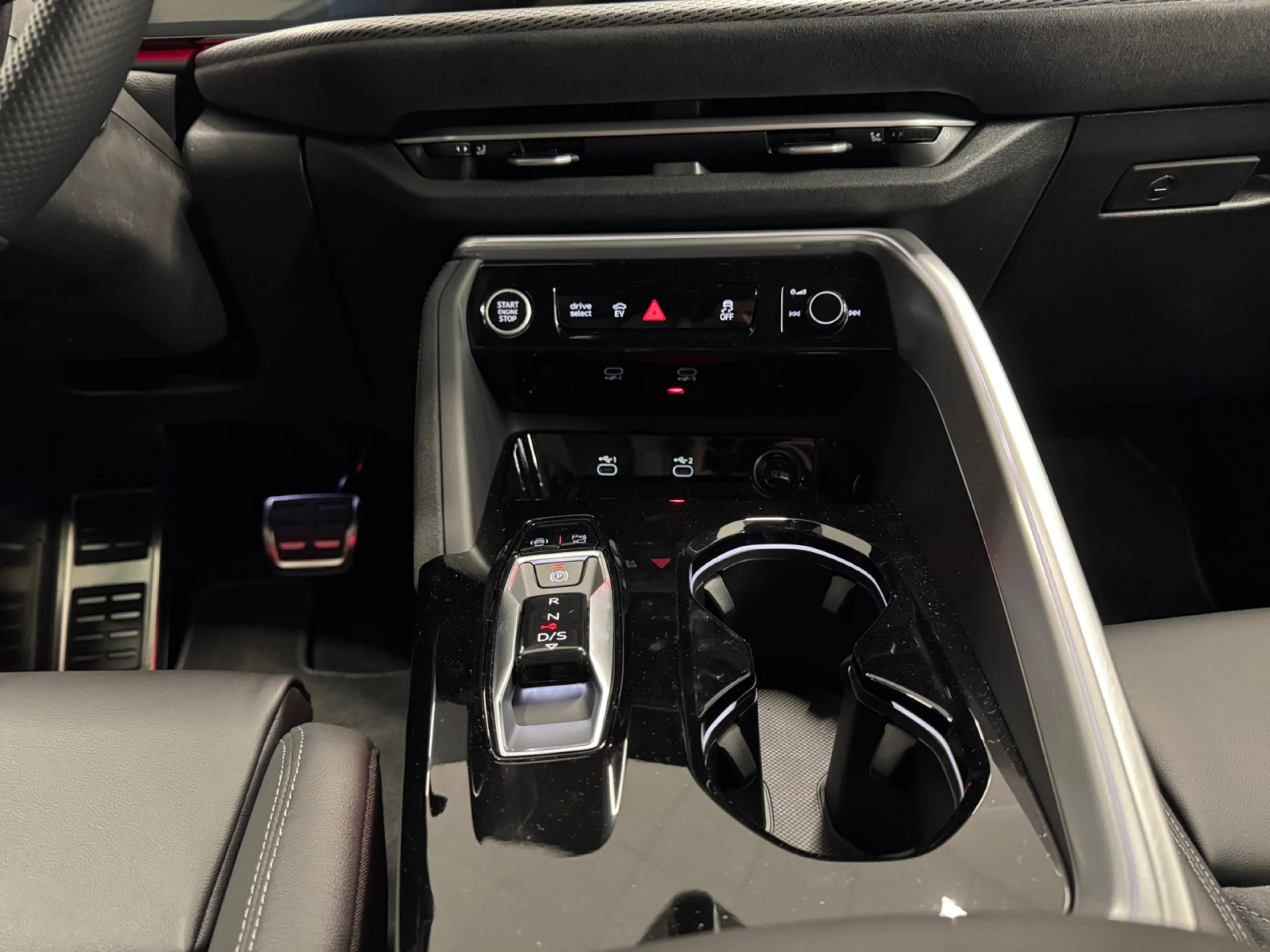 AUDI Q5 SPORTBACK BLACK COMPET. E HY. QUATTRO 270KW S TRON - Foto 14