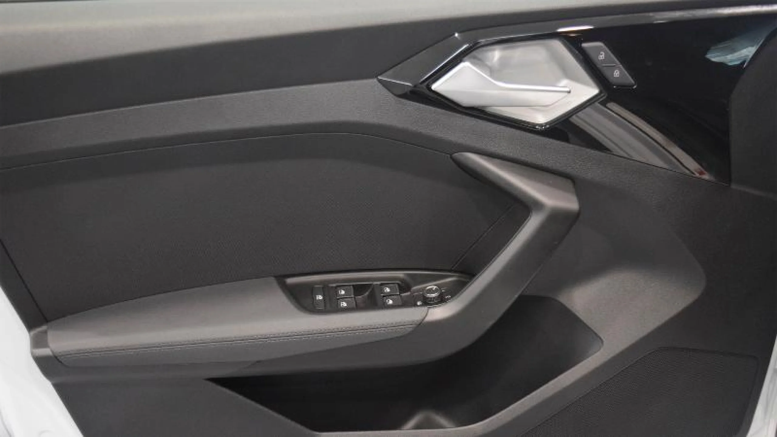 AUDI A1 SPORTBACK ADRENALIN 25 TFSI 70KW (95CV) - Foto 14