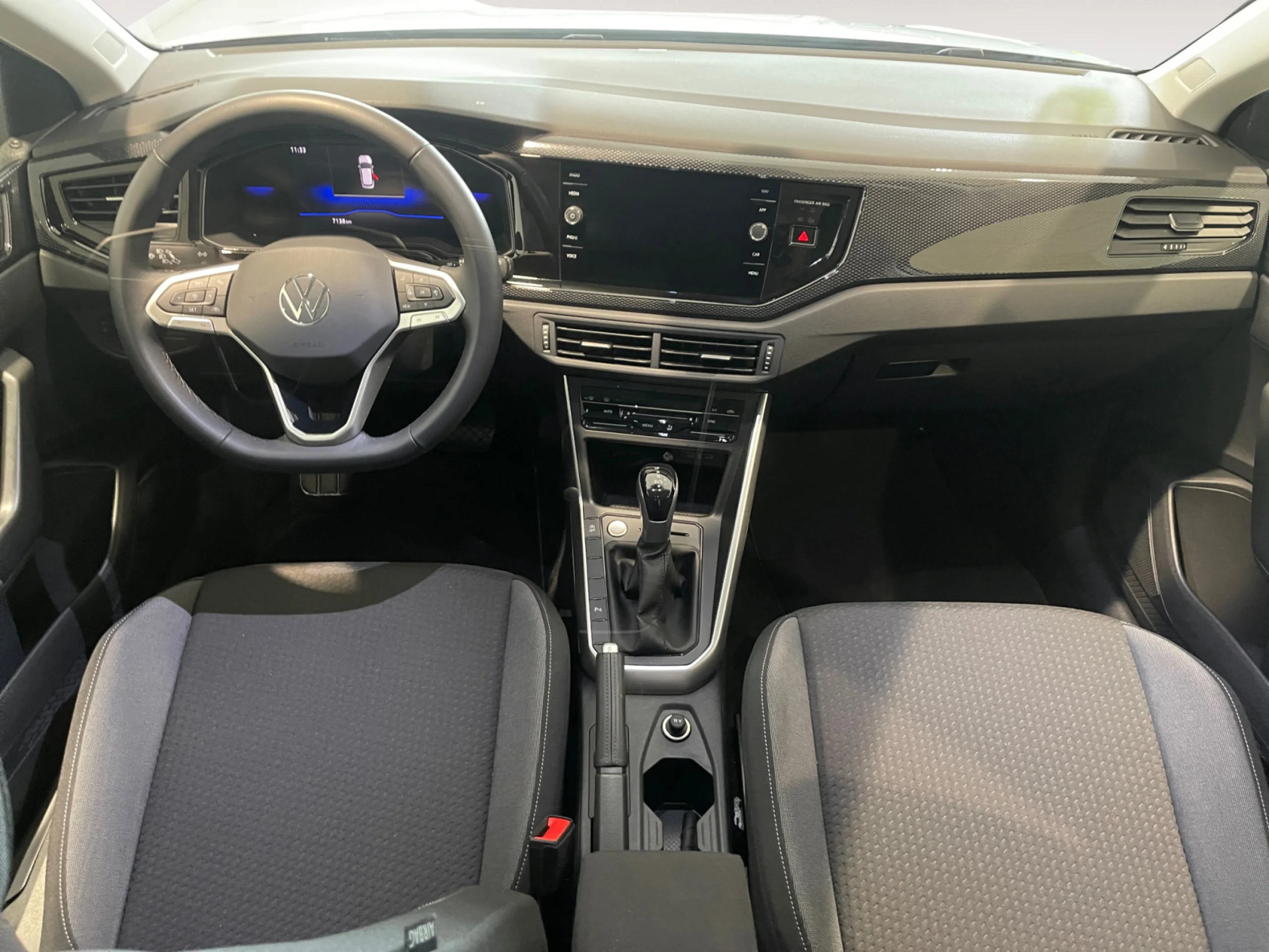 VOLKSWAGEN TAIGO TAIGO M S 1.0 TSI 85 KW (115 CV )  AUTOM TICO DSG 7 VEL. - Foto 4