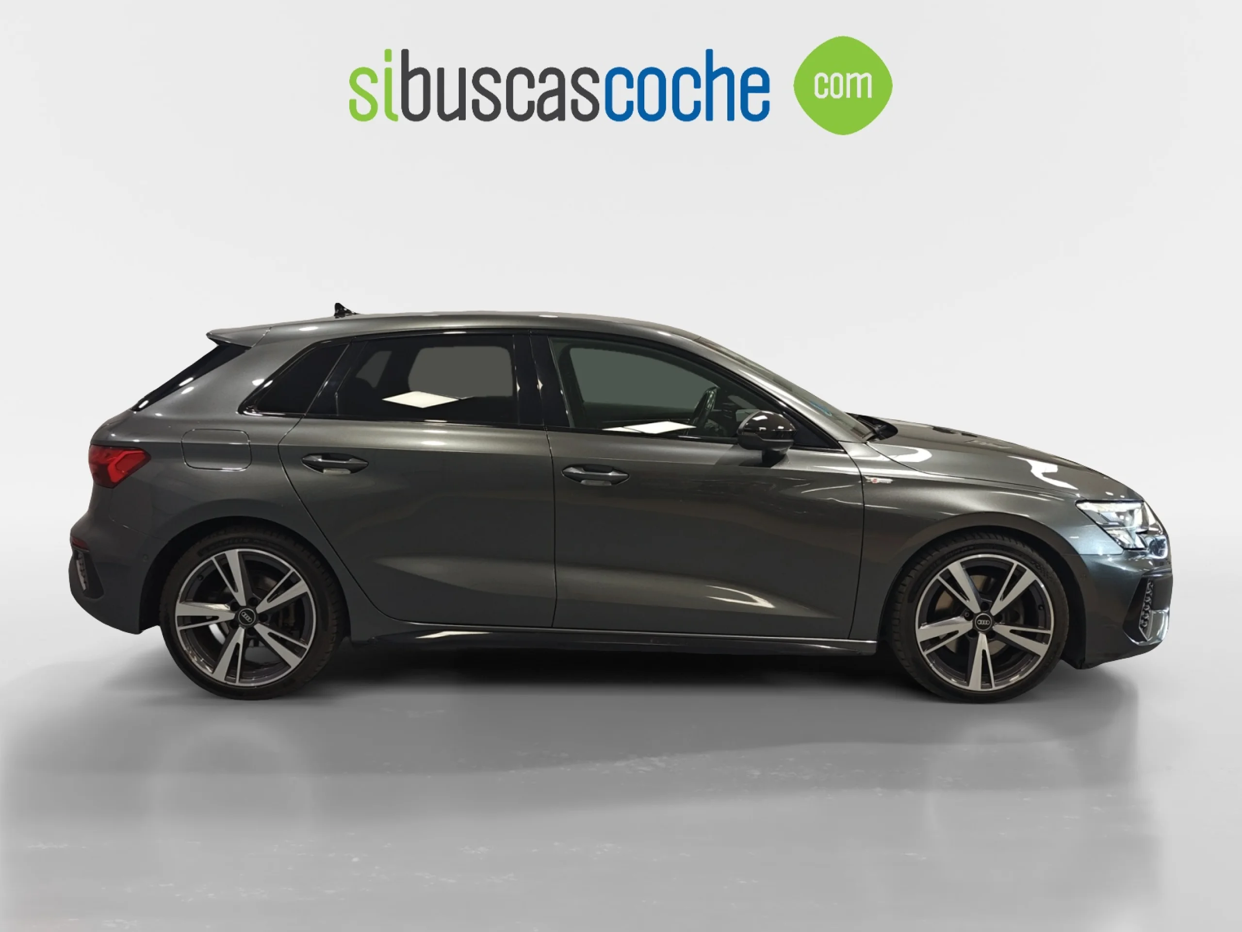 AUDI A3 SPORTBACK BLACK LINE 35 TFSI 110KW S TRO - Foto 3