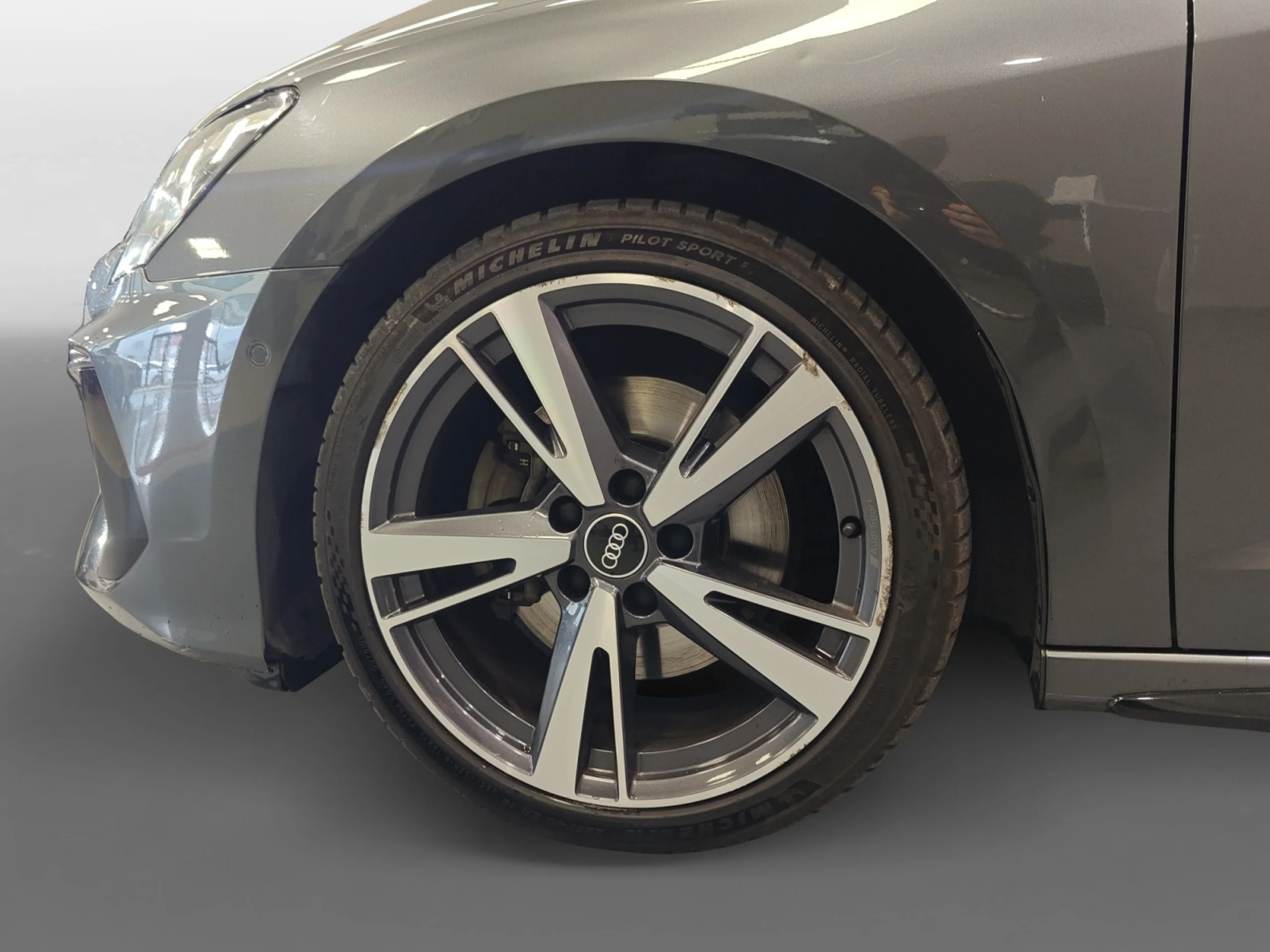 AUDI A3 SPORTBACK BLACK LINE 35 TFSI 110KW S TRO - Foto 8