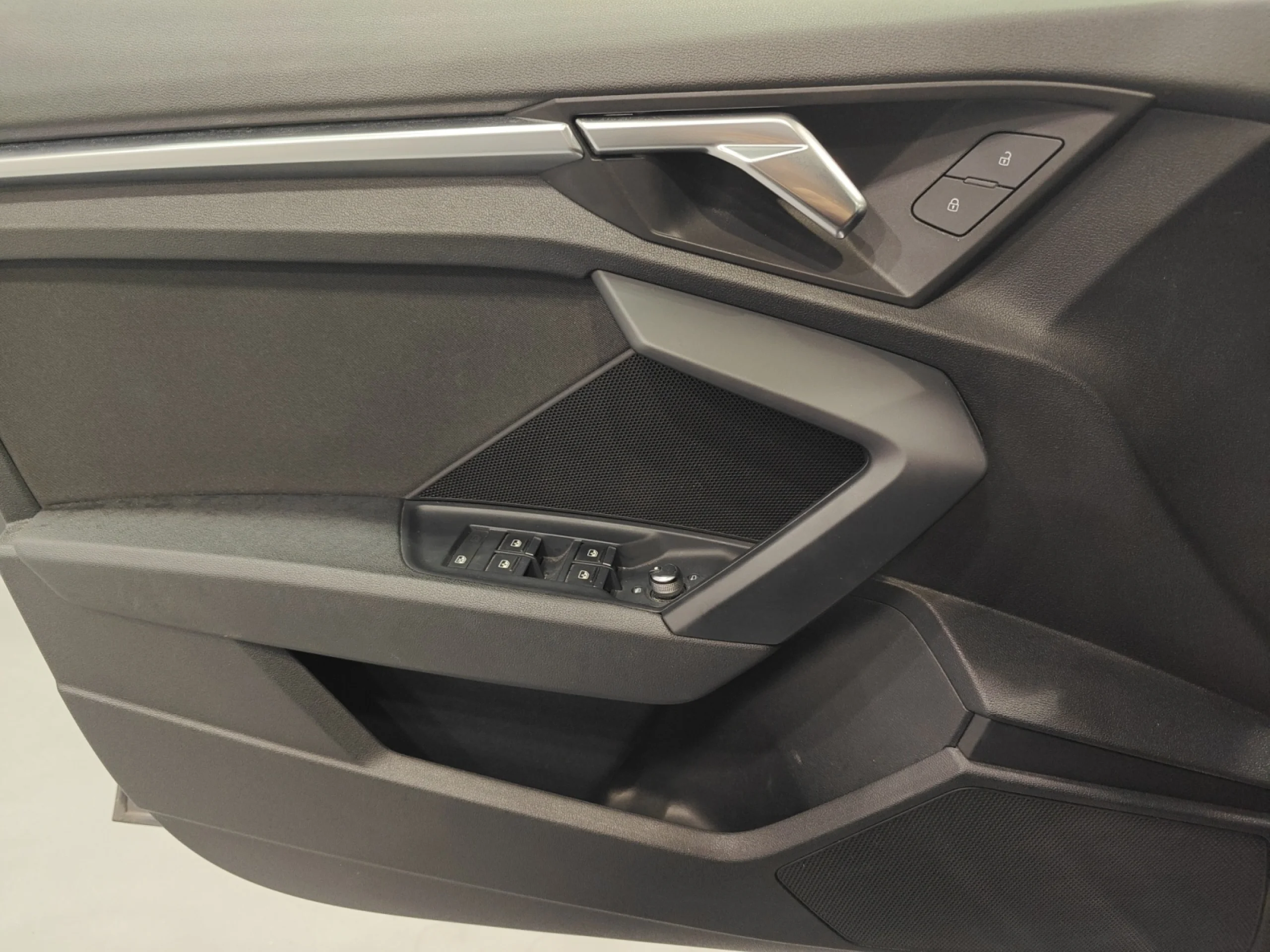 AUDI A3 SPORTBACK BLACK LINE 35 TFSI 110KW S TRO - Foto 13