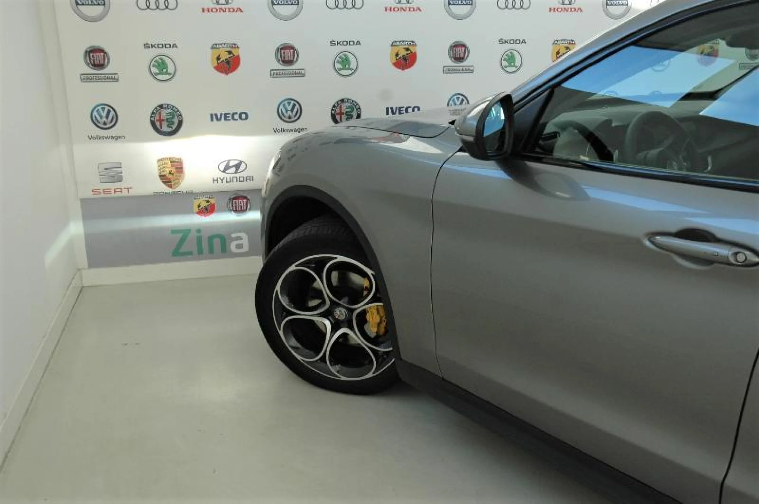 ALFA ROMEO STELVIO 2.2 DIÉSEL 154KW (210CV) EXECUTIVE Q4 - Foto 16