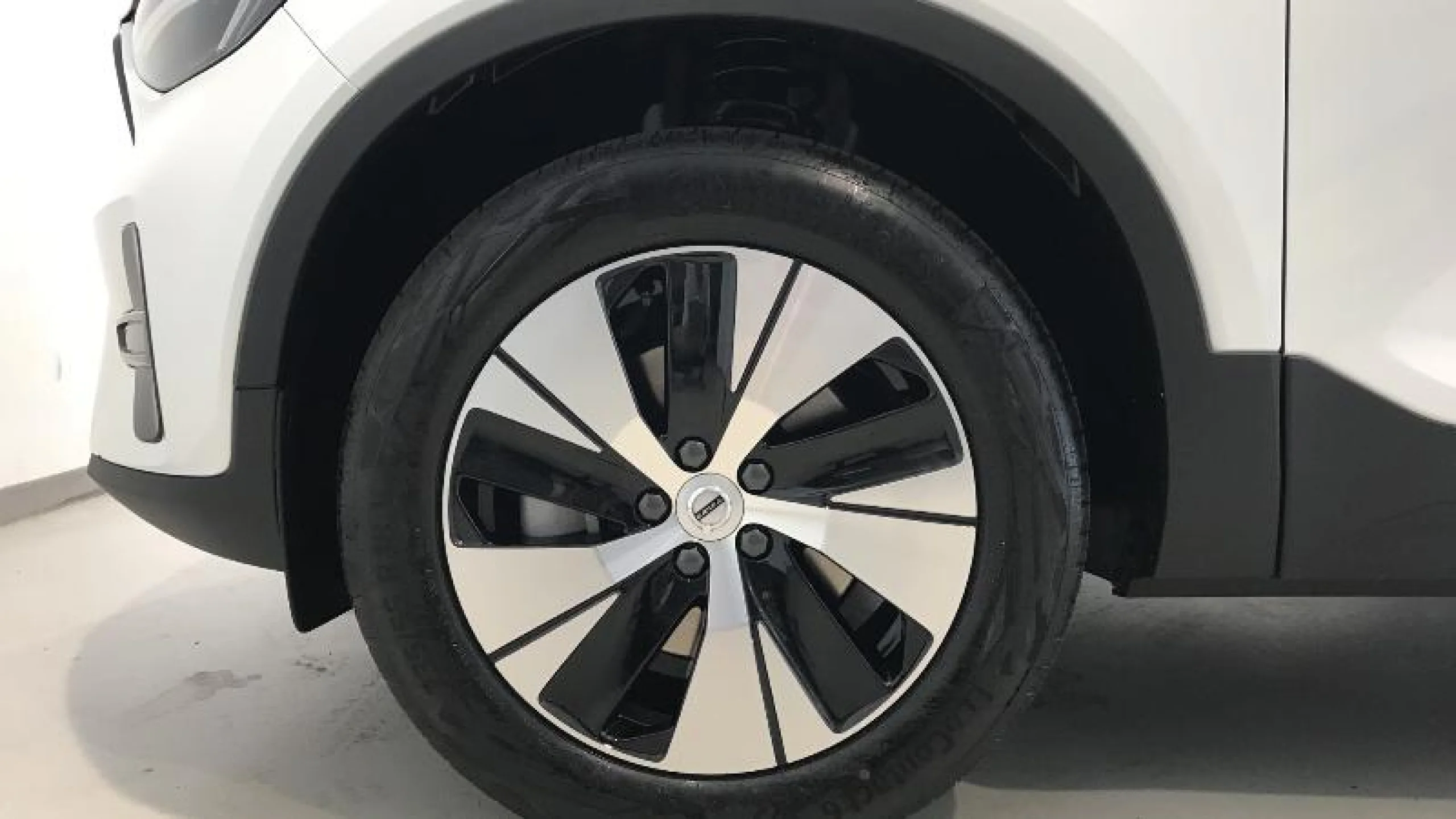 VOLVO XC40 2.0 B3 G PLUS DARK AUTO - Foto 15