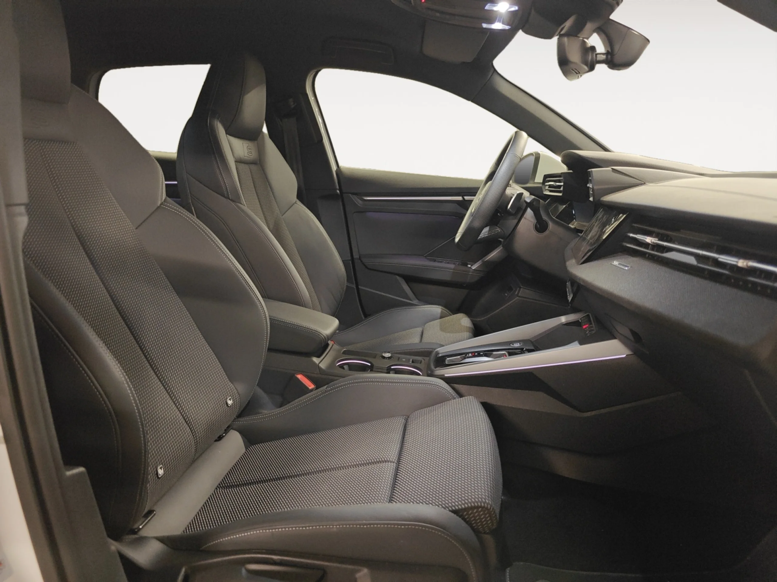 AUDI A3 SPORTBACK BLACK LINE 35 TDI 110KW S TRON - Foto 5