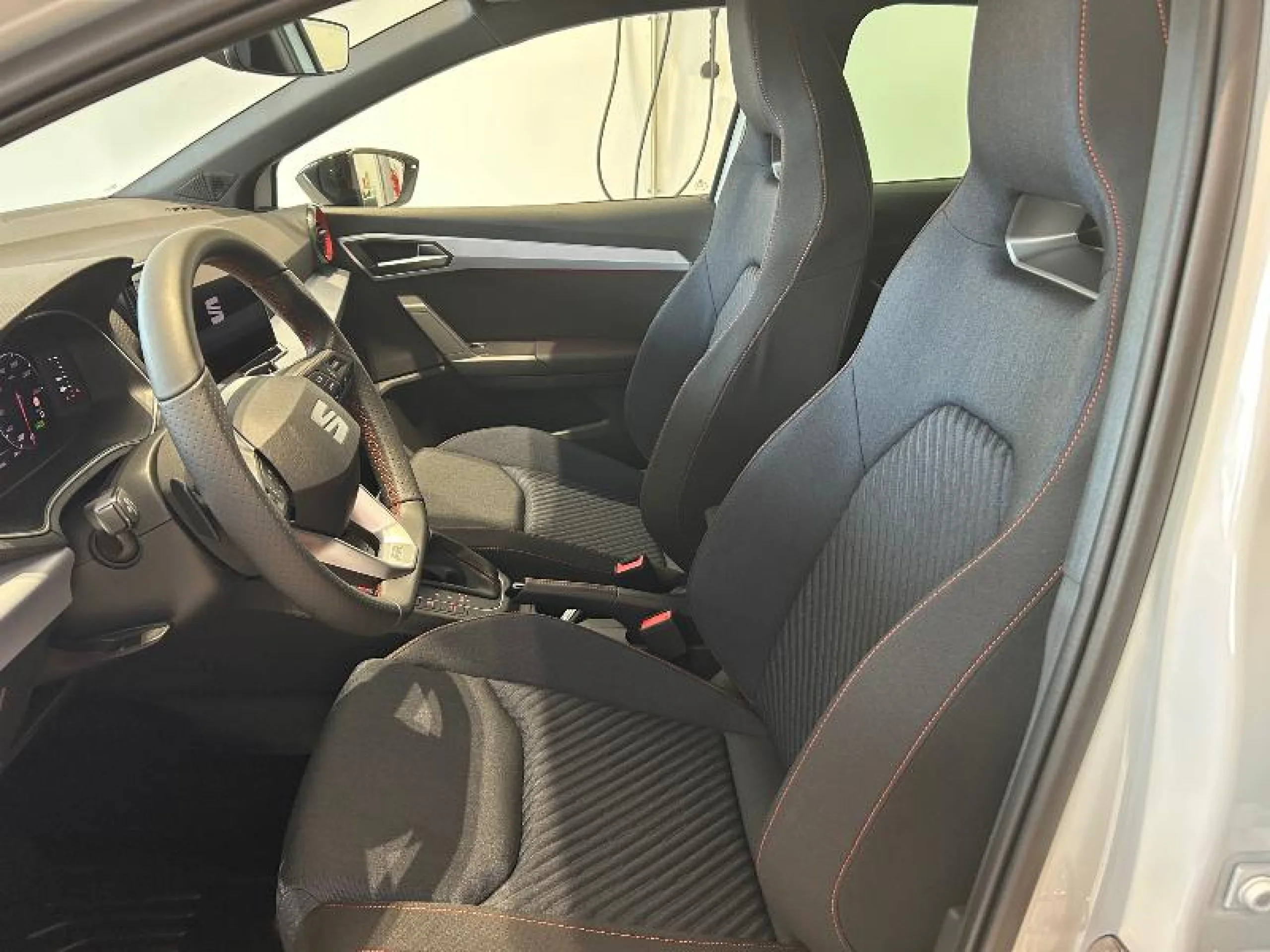 SEAT IBIZA IBIZA 1.0 TSI 85 KW (115 CV) DSG START/STOP FR SALTA! - Foto 5