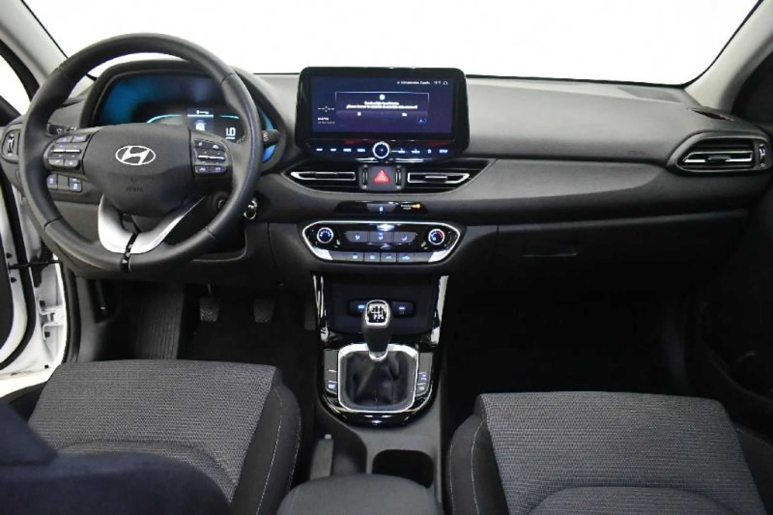 HYUNDAI I30 1.0 TGDI 48V KLASS - Foto 8