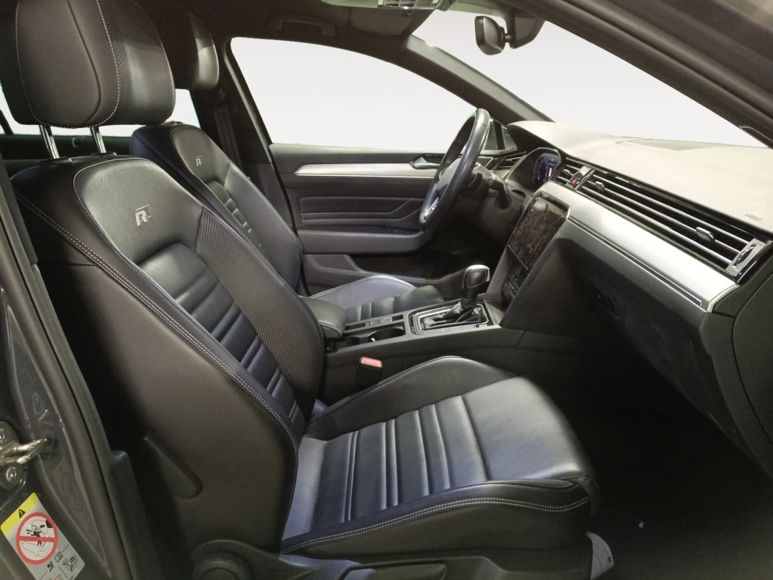 VOLKSWAGEN PASSAT VARIANT R LINE 1.5 TSI 110KW (150CV) DSG - Foto 5