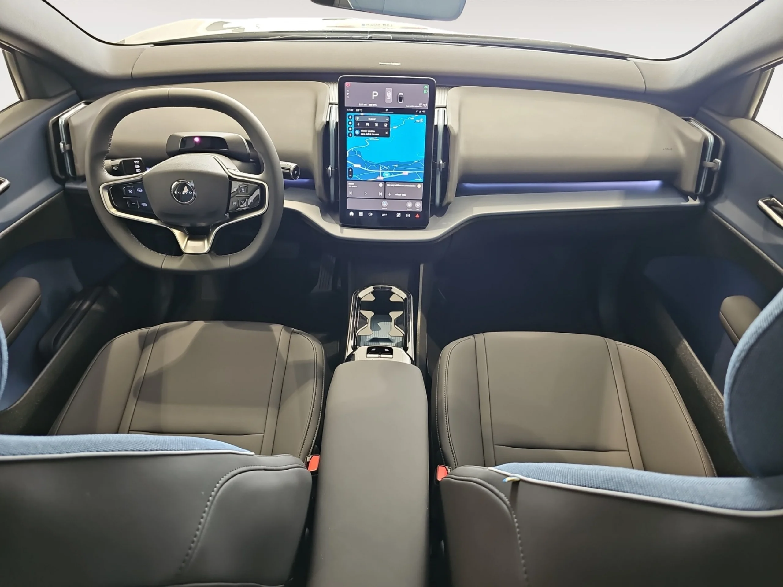 VOLVO EX30 P5 LONG RANGE RWD PLUS BLACK EDITION - Foto 4