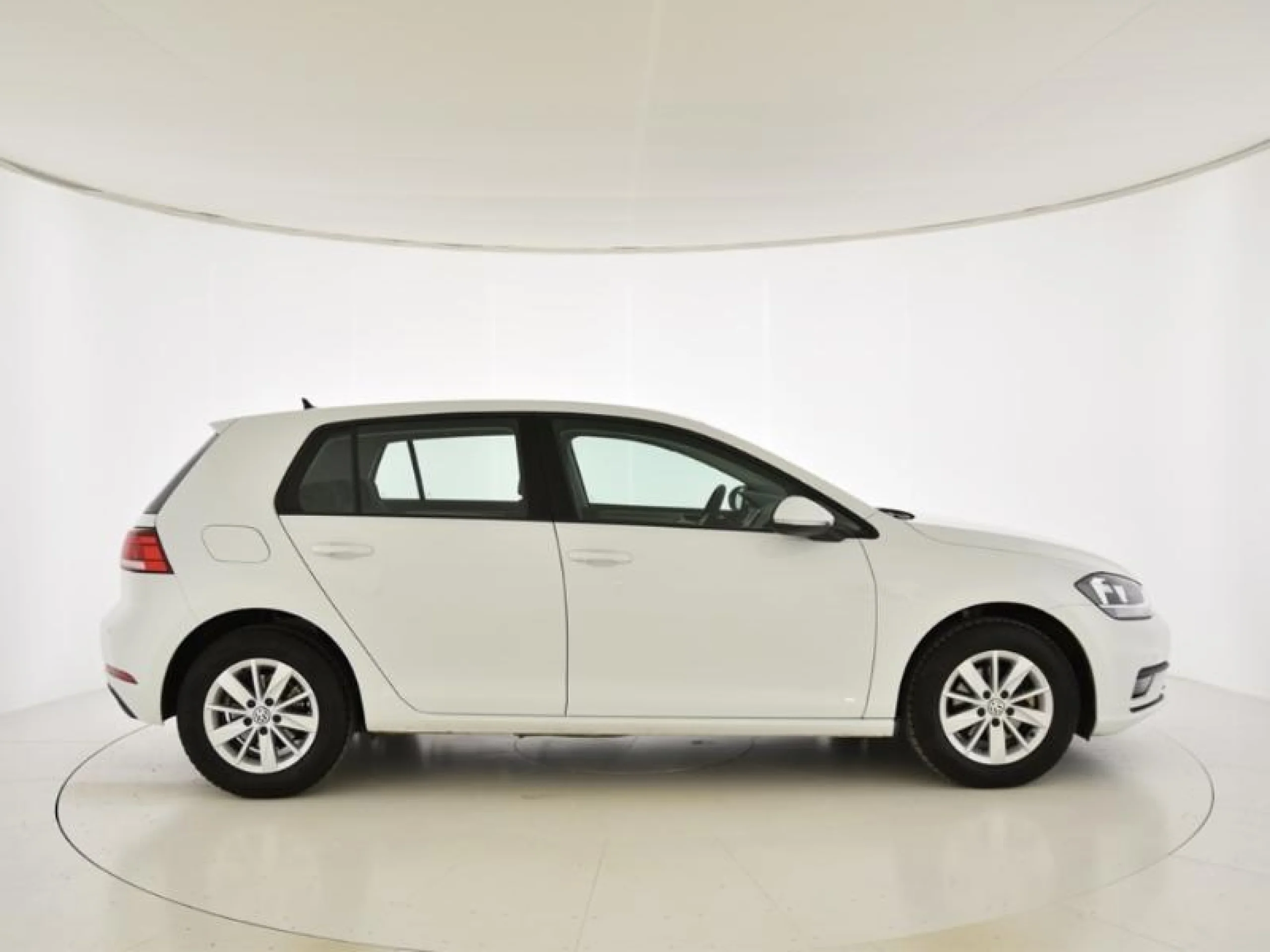 VOLKSWAGEN GOLF LAST EDITION 1.6 TDI 85KW (115CV) - Foto 3