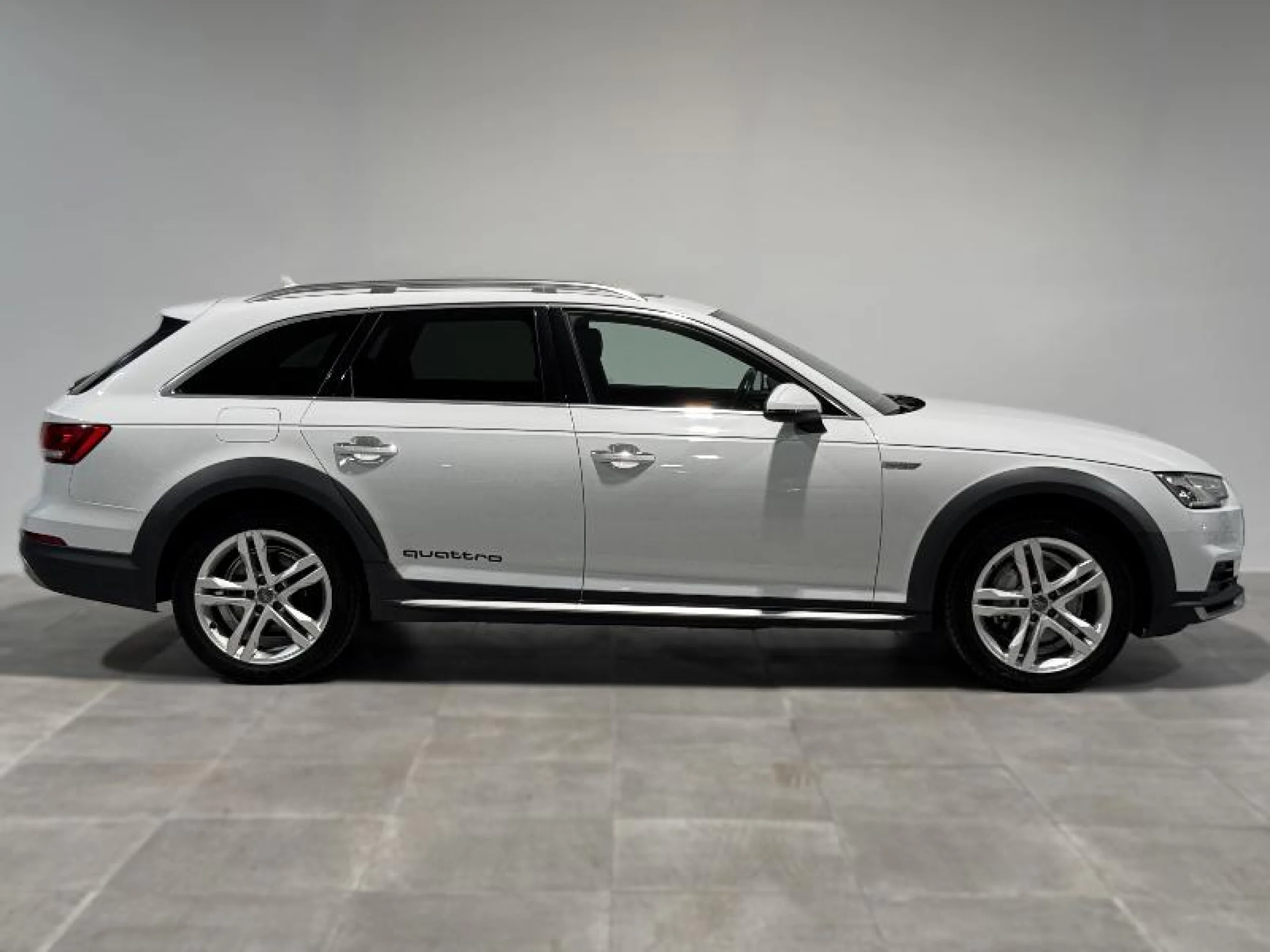 AUDI A4 ALLROAD QUATTRO 2.0 TDI 140KW(190CV) QUATTRO S TRONIC - Foto 3