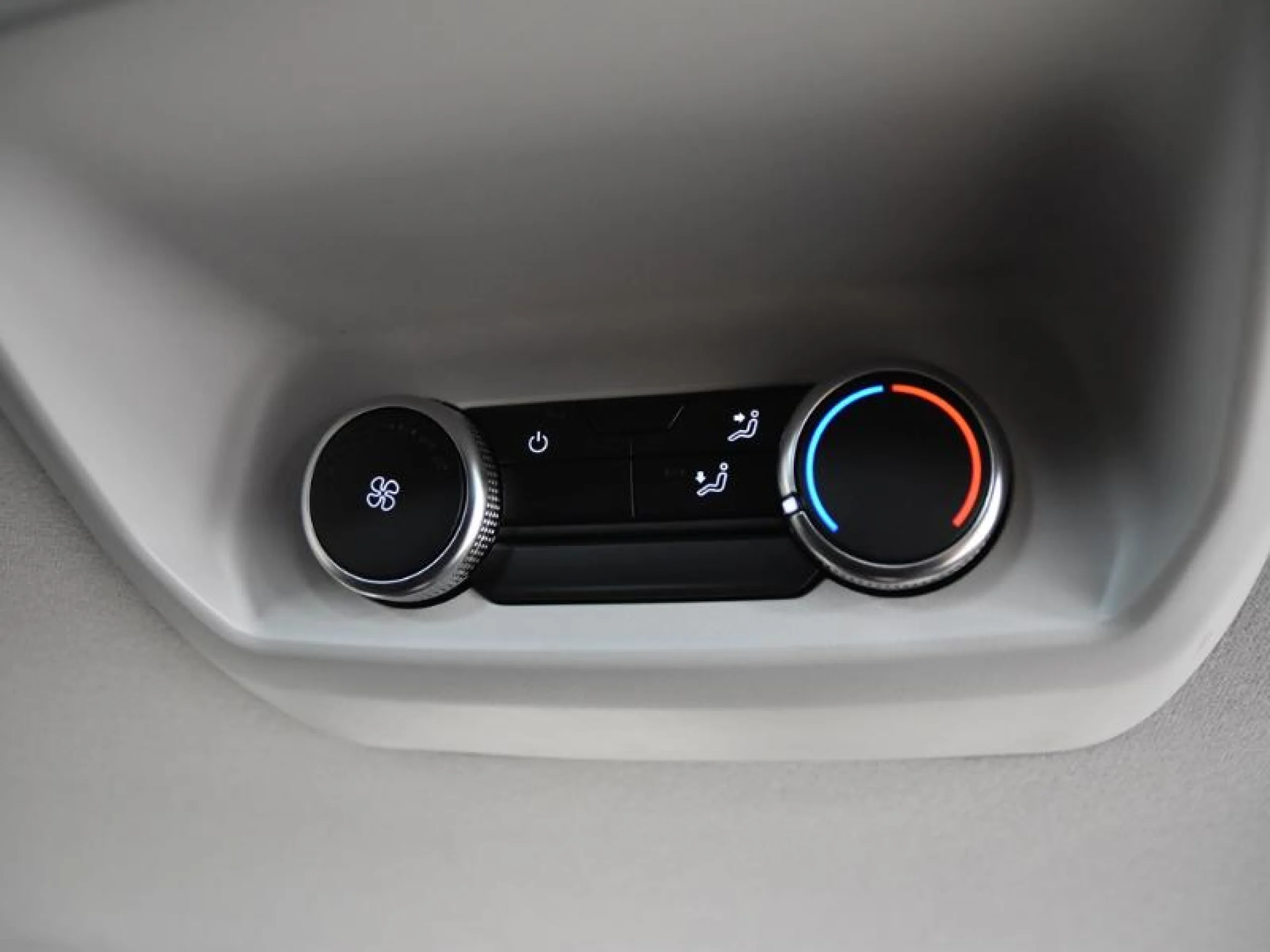 VOLKSWAGEN CARAVELLE CORTA 2.0 TDI 81 KW (110 CV) 6 VE - Foto 10