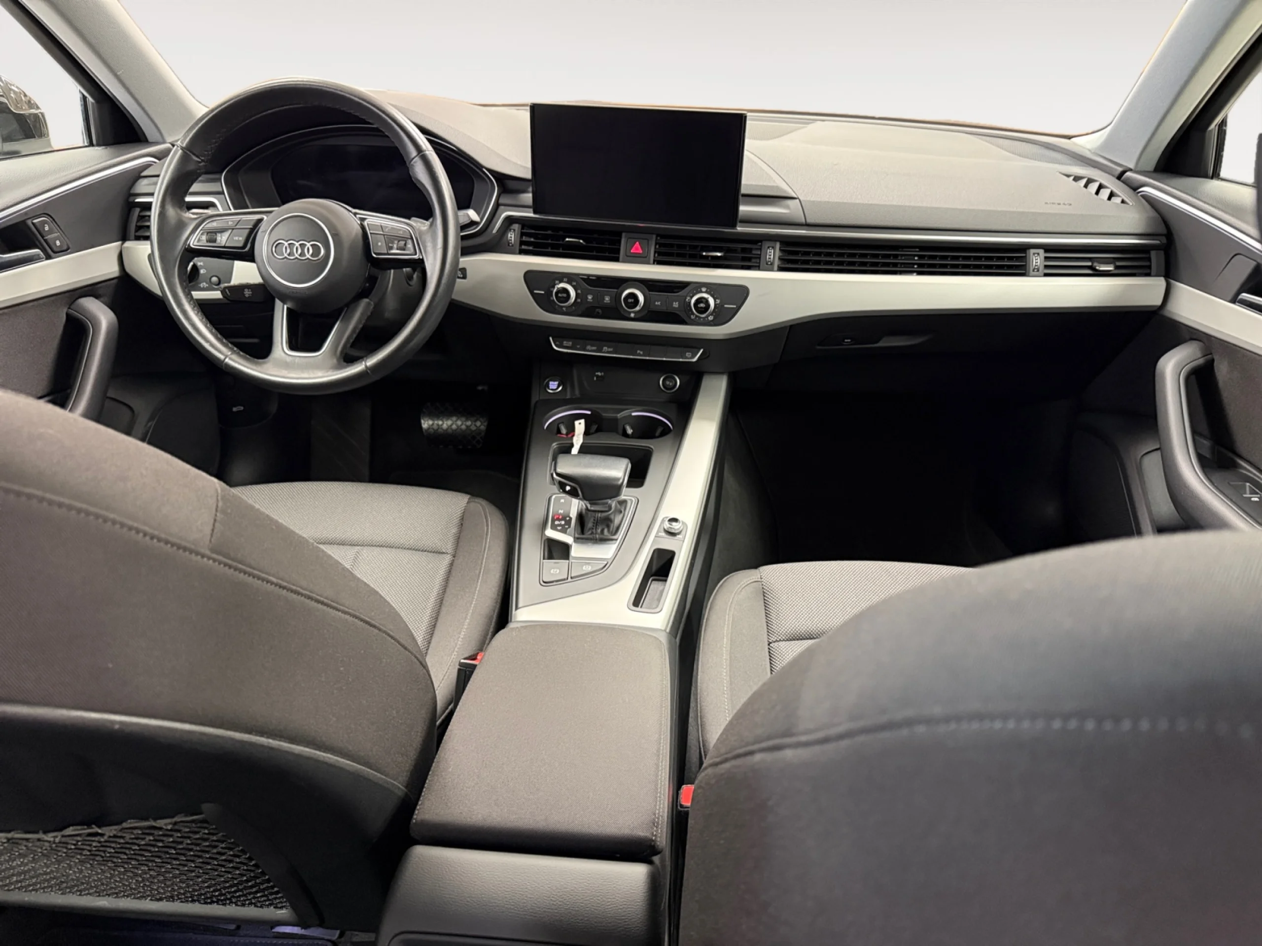 AUDI A4 ADVANCED 30 TDI 100KW (136CV) S TRONIC - Foto 4