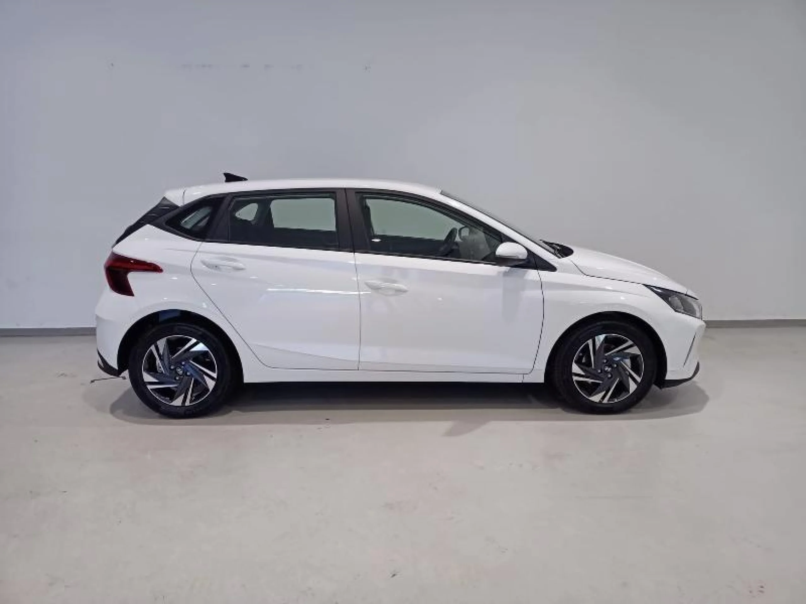 HYUNDAI I20 1.0 TGDI 74KW (100CV) KLASS - Foto 3