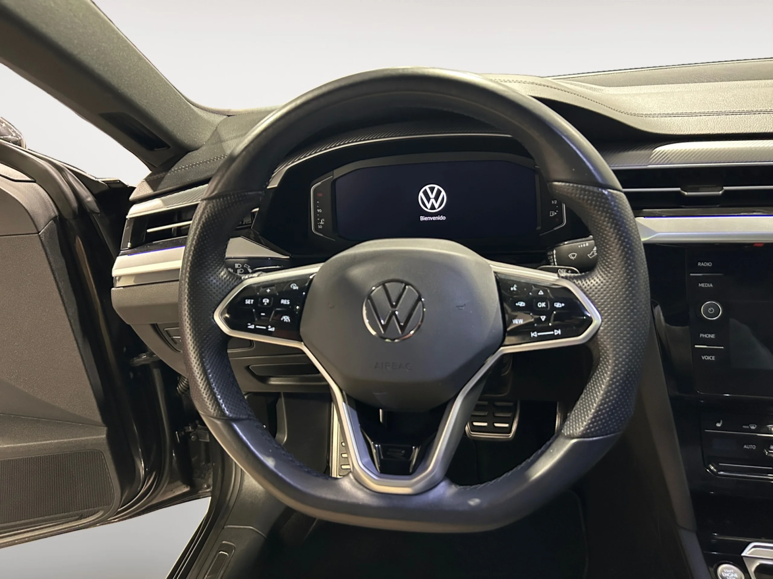 VOLKSWAGEN ARTEON R LINE 2.0 TDI 110KW (150CV) DSG - Foto 11