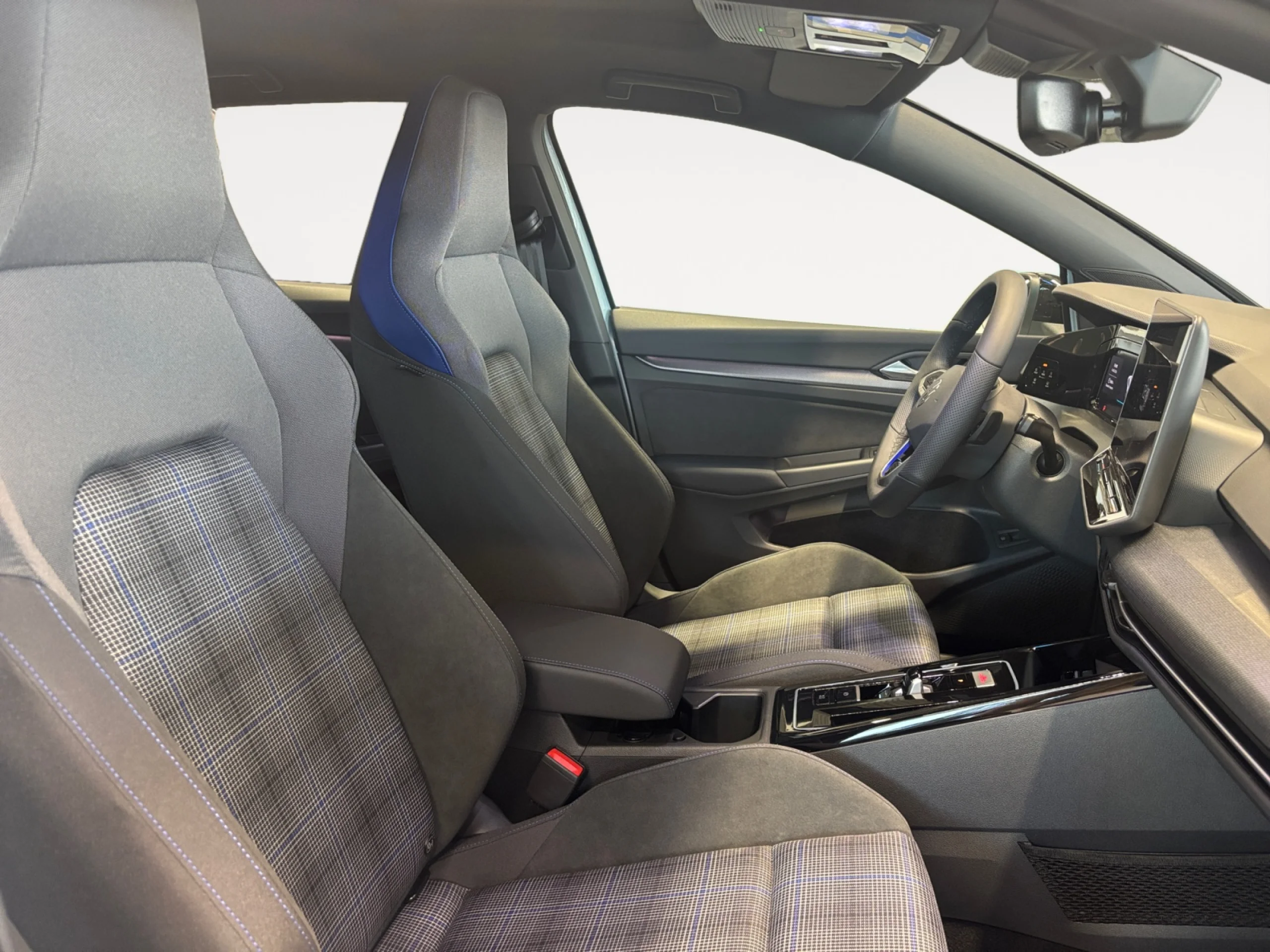 VOLKSWAGEN GOLF GTE 1.5 PHEV 130KW / 85KW DSG - Foto 5