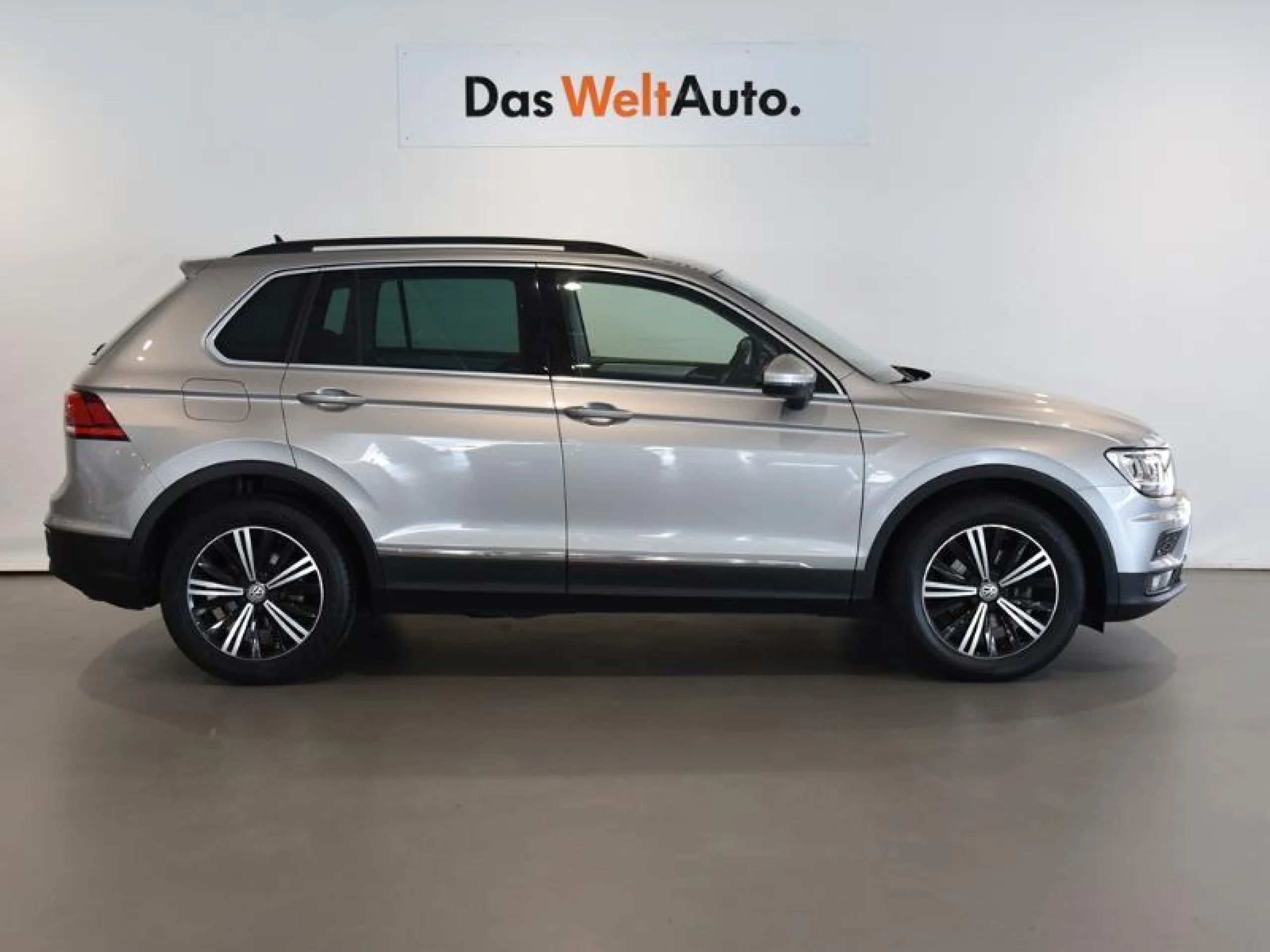 VOLKSWAGEN TIGUAN ADVANCE 2.0 TDI 110KW (150CV) - Foto 3