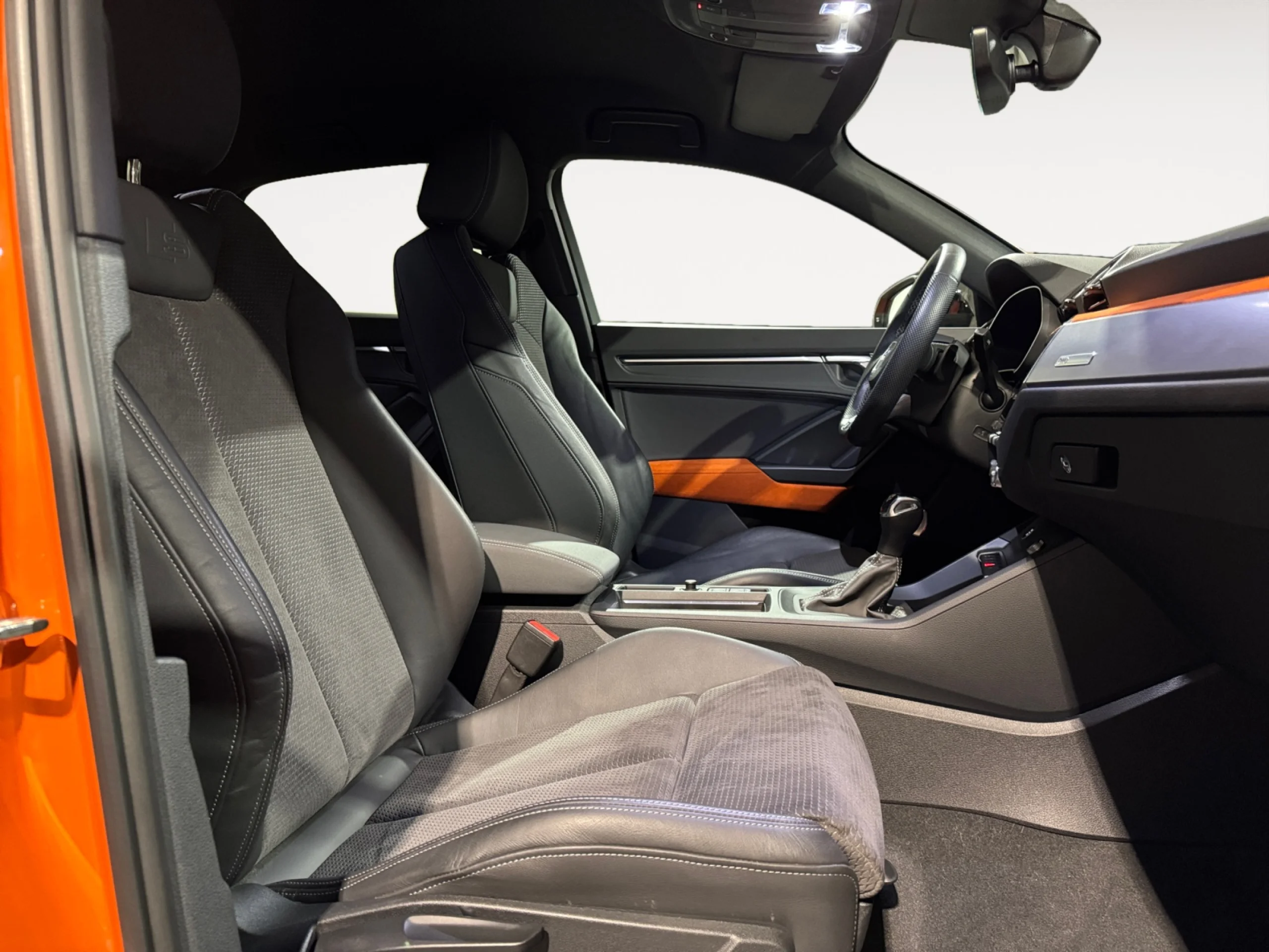 AUDI Q3 SPORTBACK BLACK LINE 35 TDI 110KW (150CV) S TRONIC - Foto 5